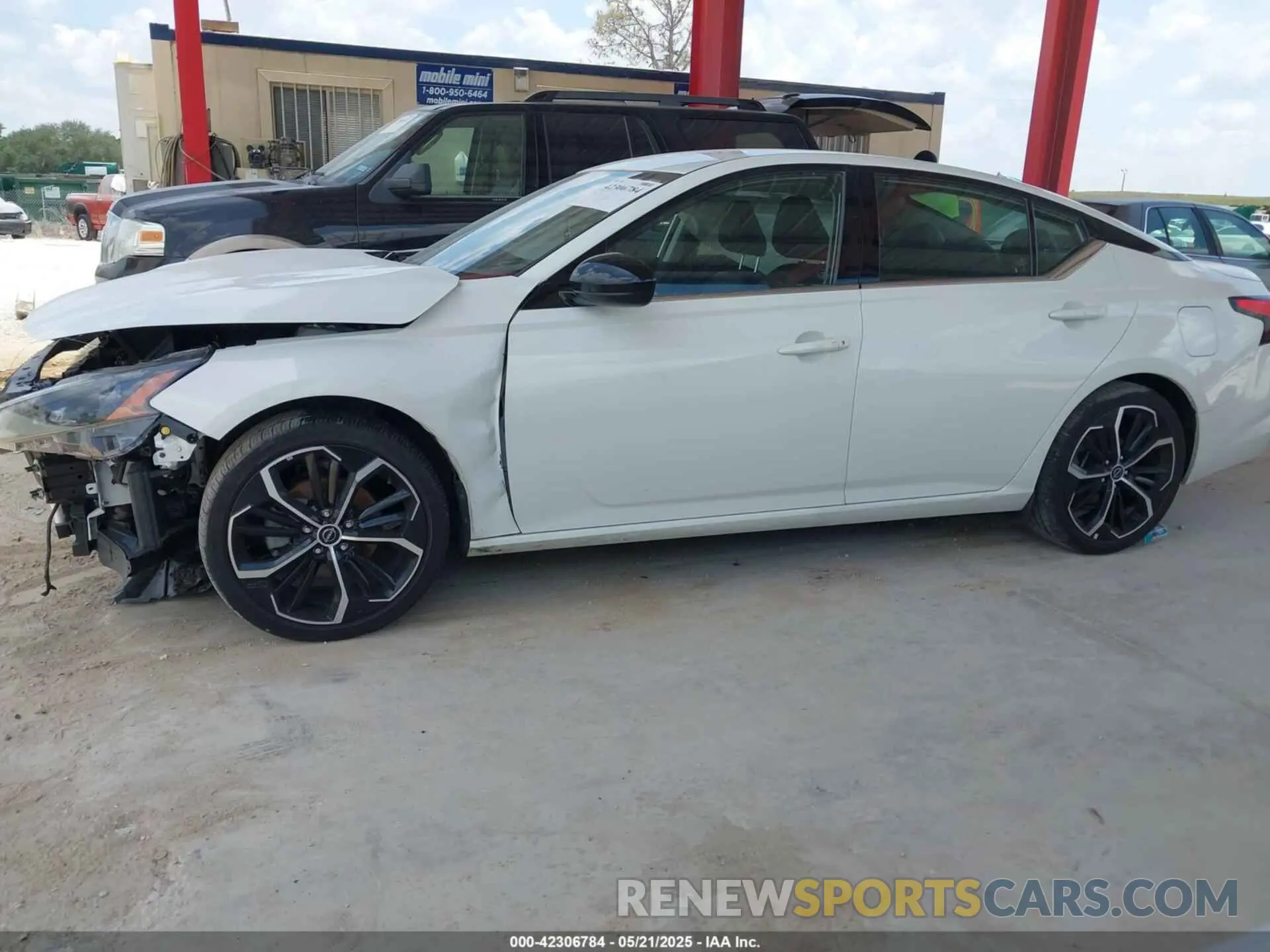14 fotografías del automóvil dañado 1N4BL4CV5PN340441 NISSAN ALTIMA 2023