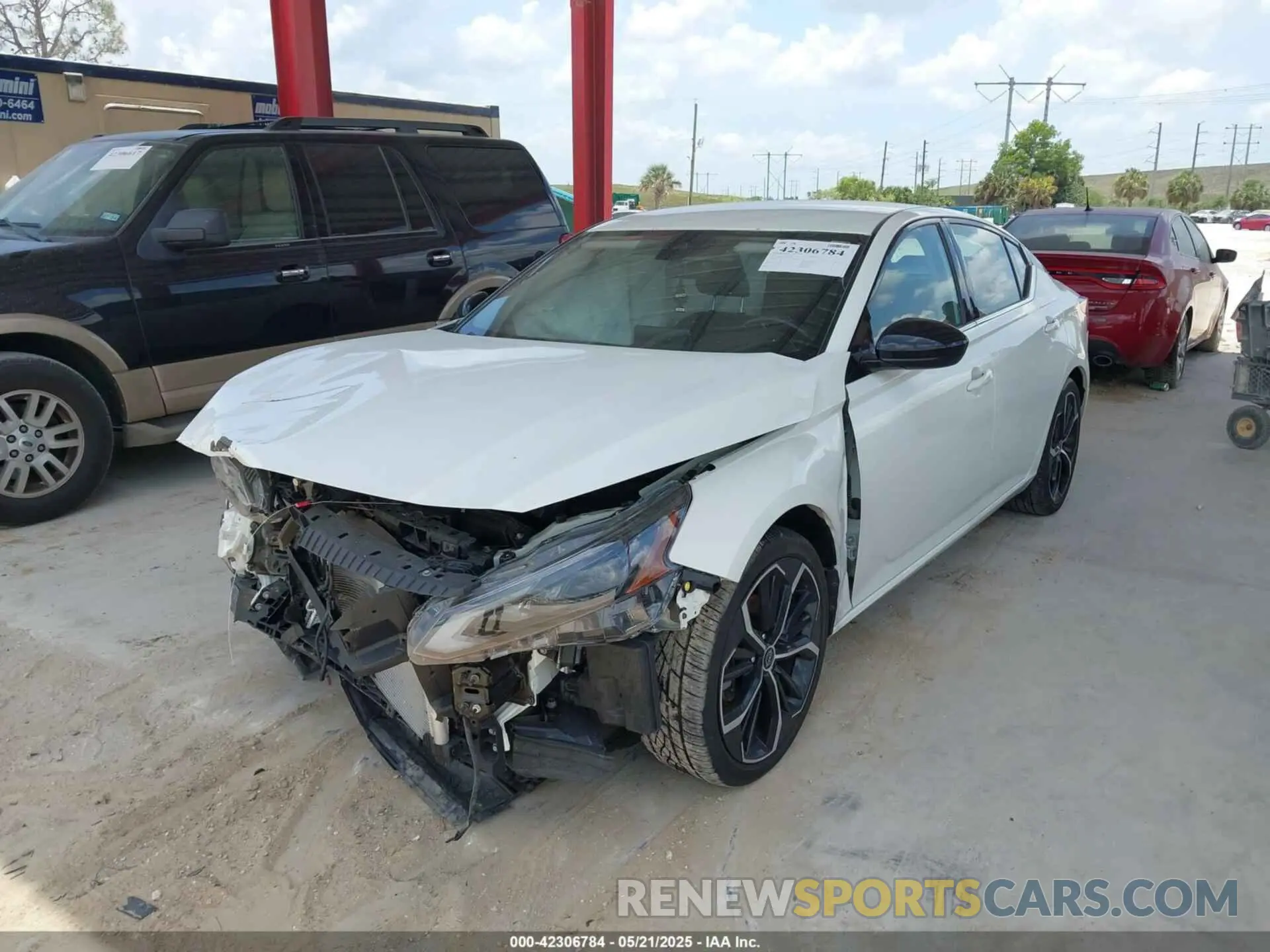 2 fotografías del automóvil dañado 1N4BL4CV5PN340441 NISSAN ALTIMA 2023