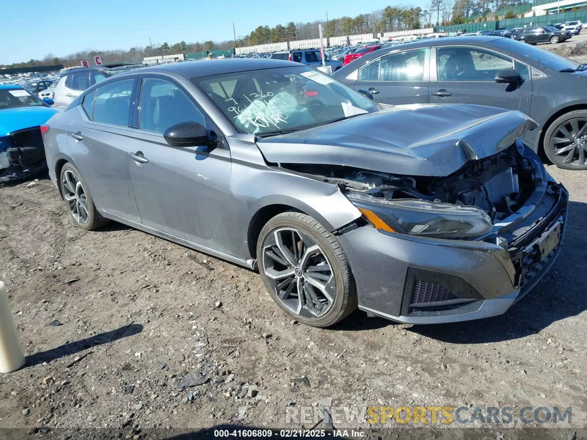 1 fotografías del automóvil dañado 1N4BL4CV5PN420399 NISSAN ALTIMA 2023