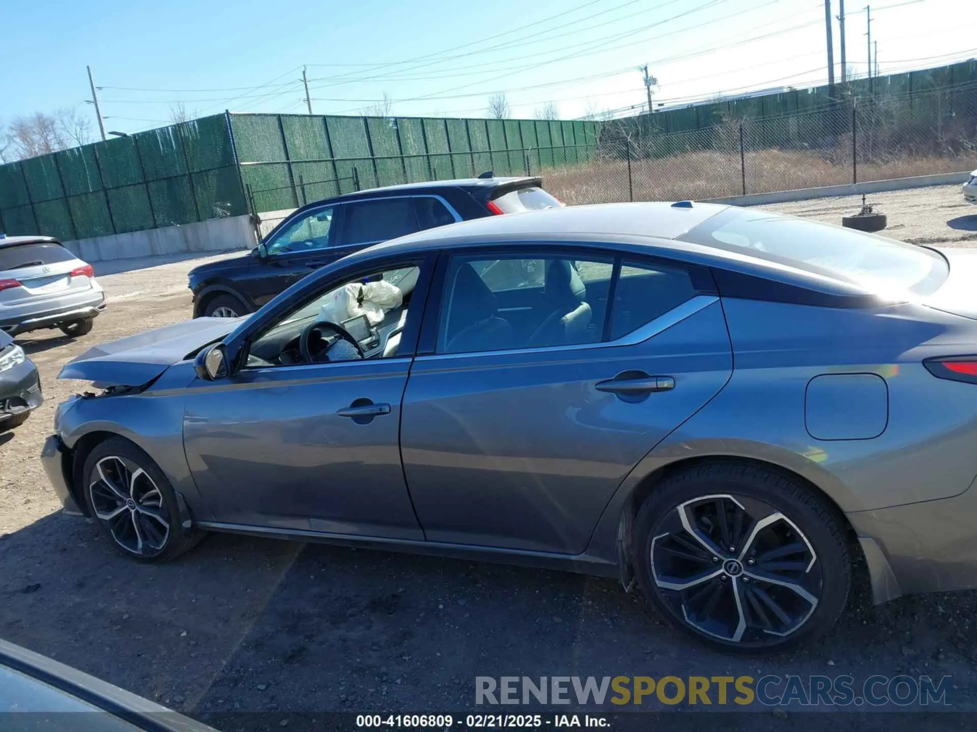 14 fotografías del automóvil dañado 1N4BL4CV5PN420399 NISSAN ALTIMA 2023