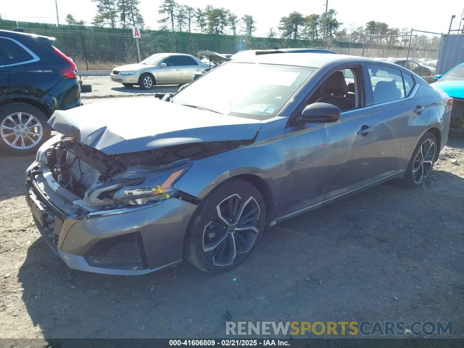 2 fotografías del automóvil dañado 1N4BL4CV5PN420399 NISSAN ALTIMA 2023