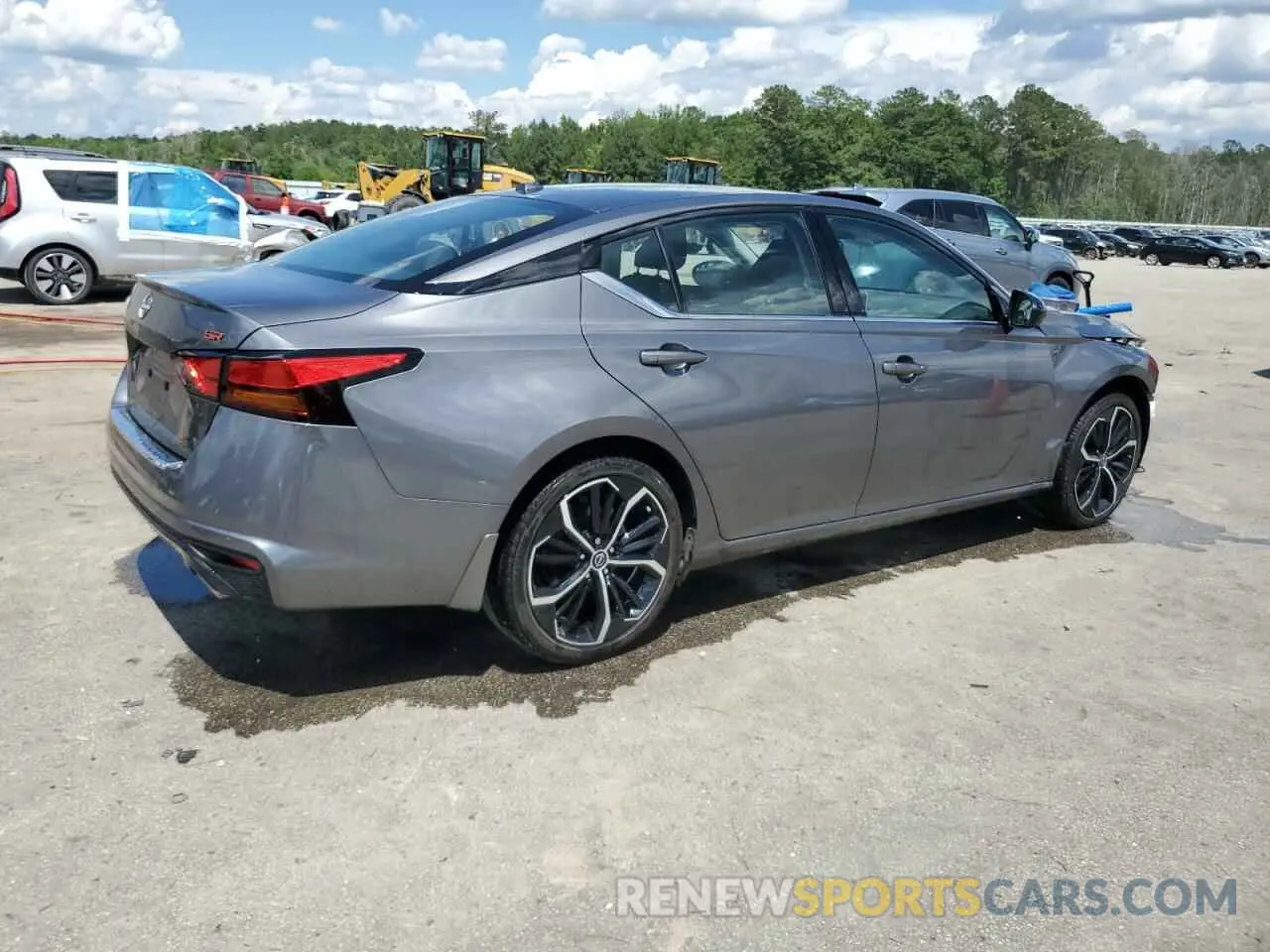 3 fotografías del automóvil dañado 1N4BL4CV5PN424016 NISSAN ALTIMA 2023