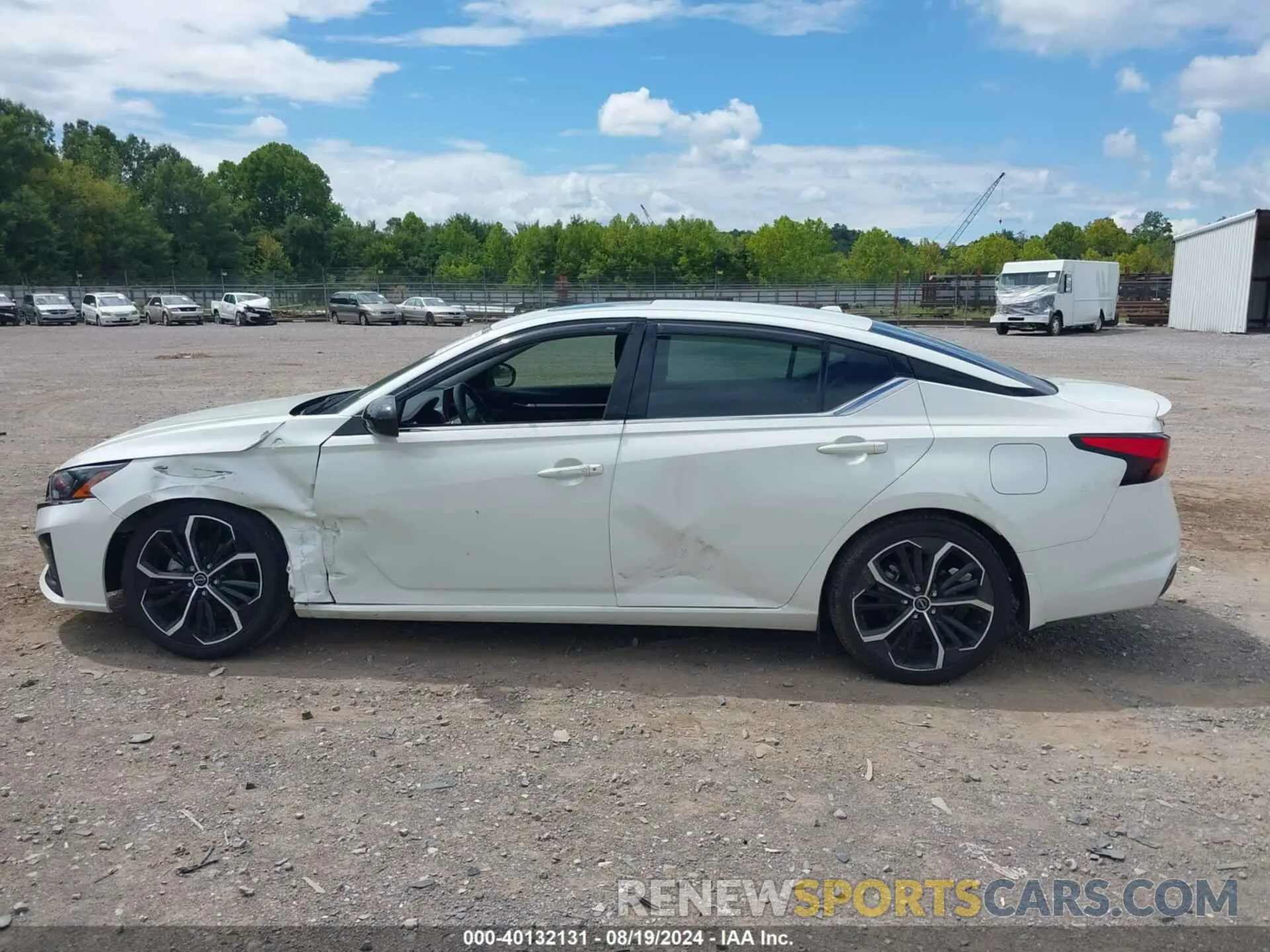 14 fotografías del automóvil dañado 1N4BL4CV6PN355112 NISSAN ALTIMA 2023
