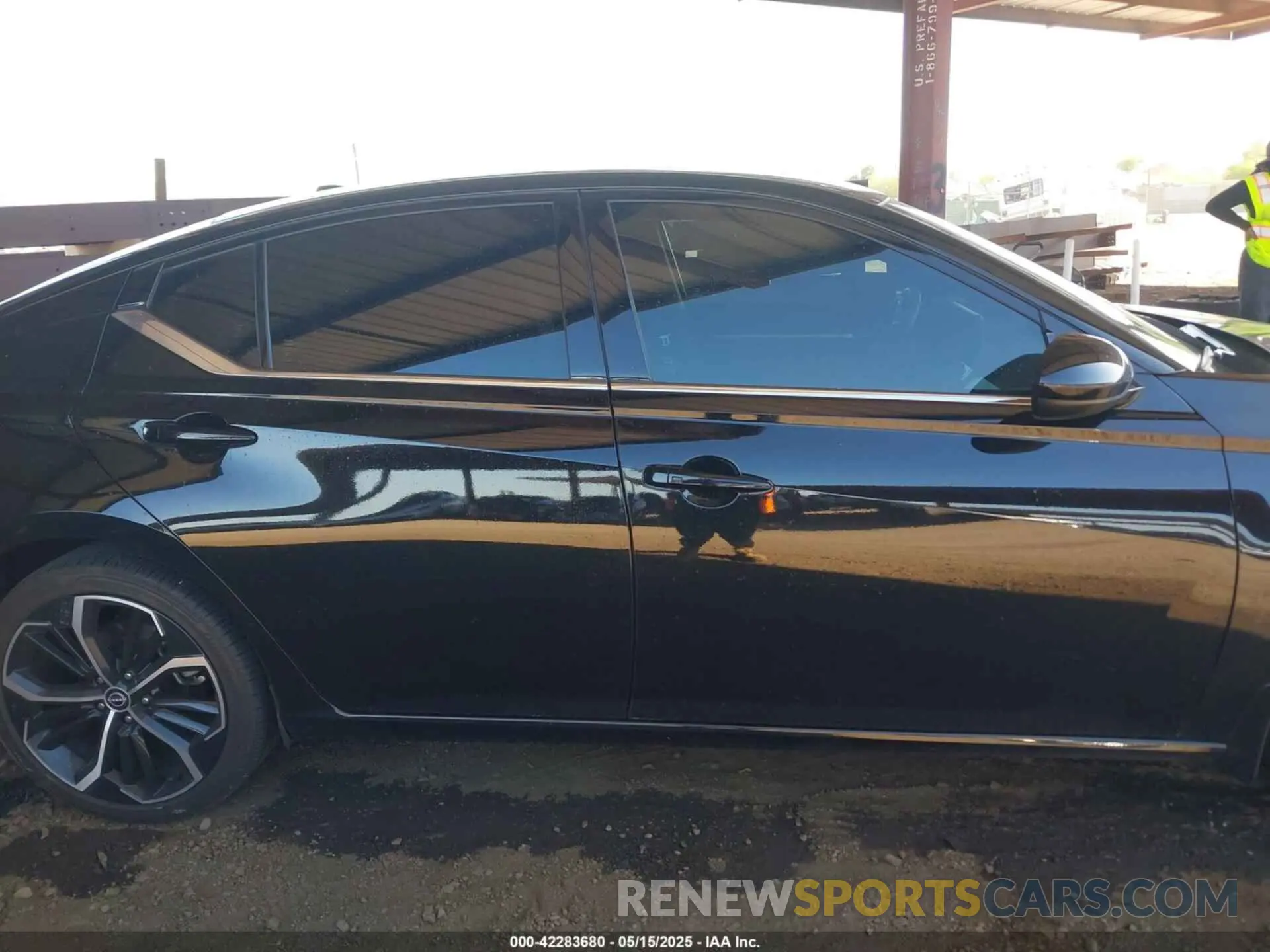 13 fotografías del automóvil dañado 1N4BL4CV6PN378602 NISSAN ALTIMA 2023