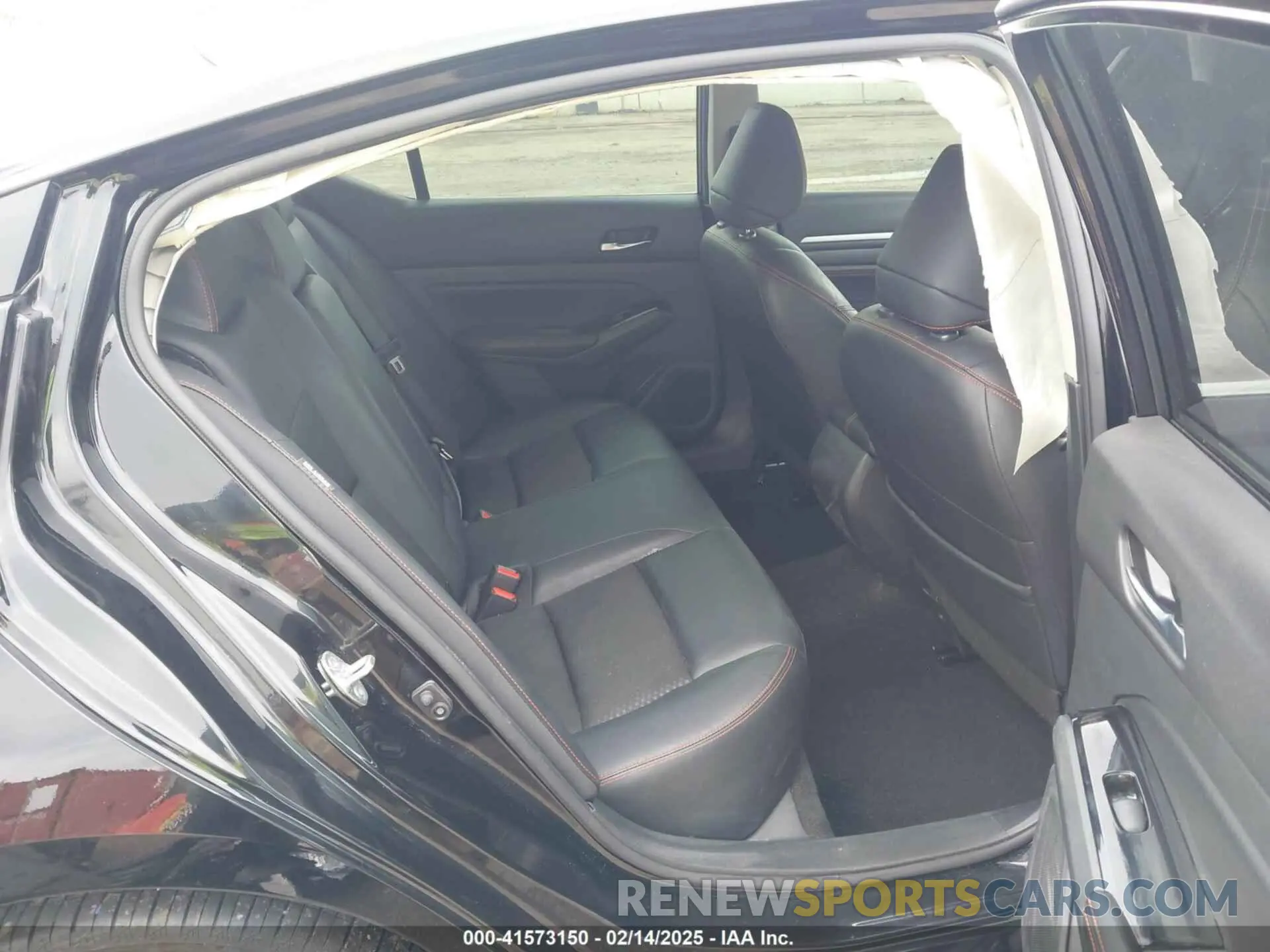 8 fotografías del automóvil dañado 1N4BL4CV6PN398266 NISSAN ALTIMA 2023