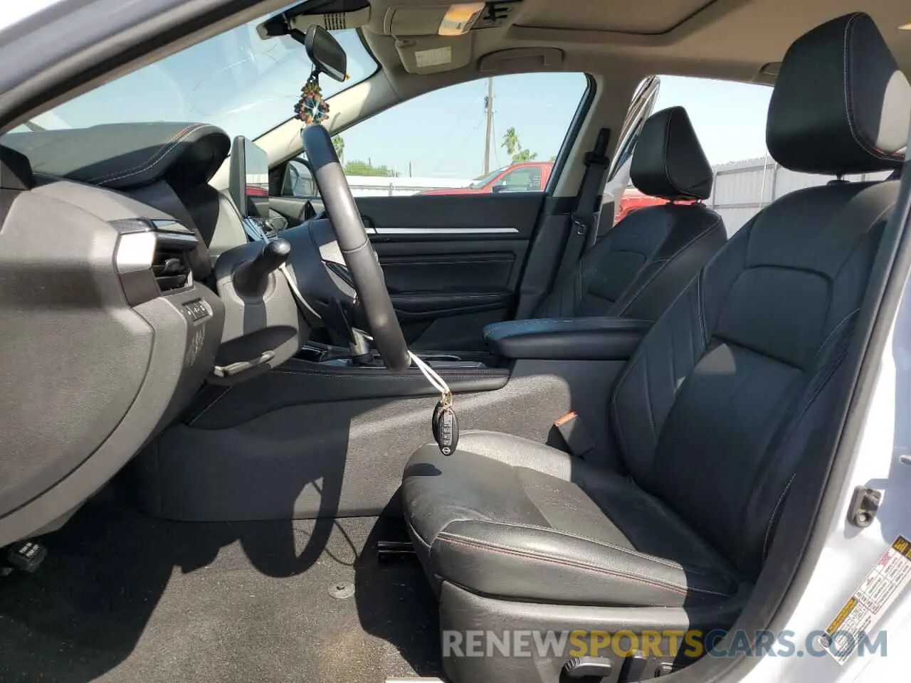 7 fotografías del automóvil dañado 1N4BL4CV6PN424686 NISSAN ALTIMA 2023
