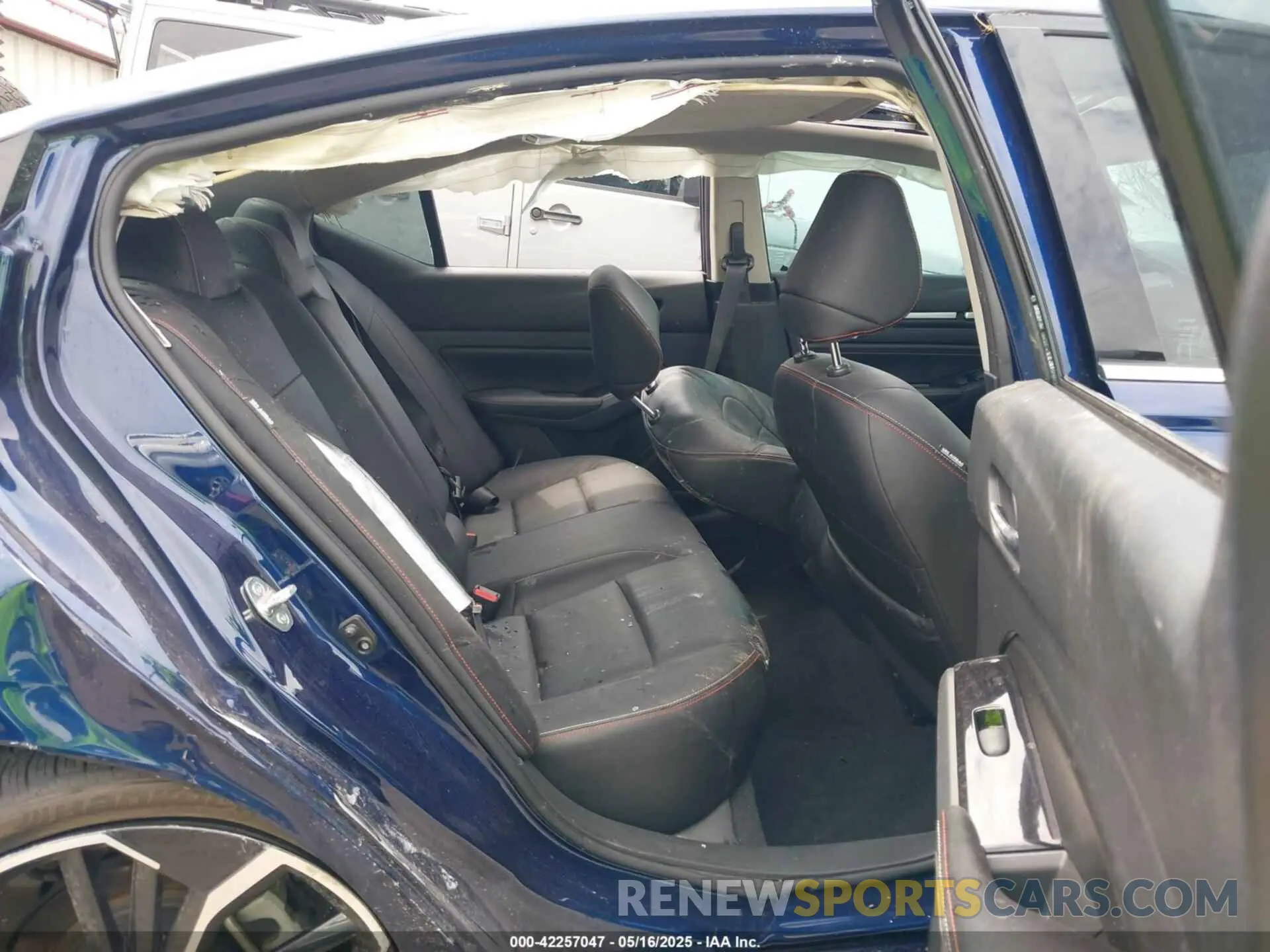 8 fotografías del automóvil dañado 1N4BL4CV7PN310972 NISSAN ALTIMA 2023
