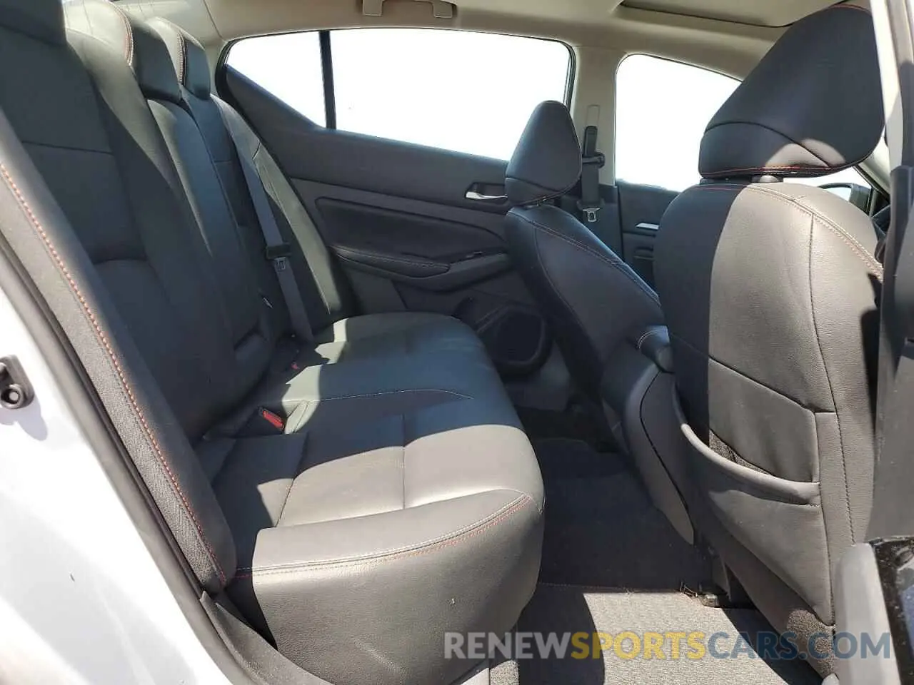 10 fotografías del automóvil dañado 1N4BL4CV7PN343115 NISSAN ALTIMA 2023