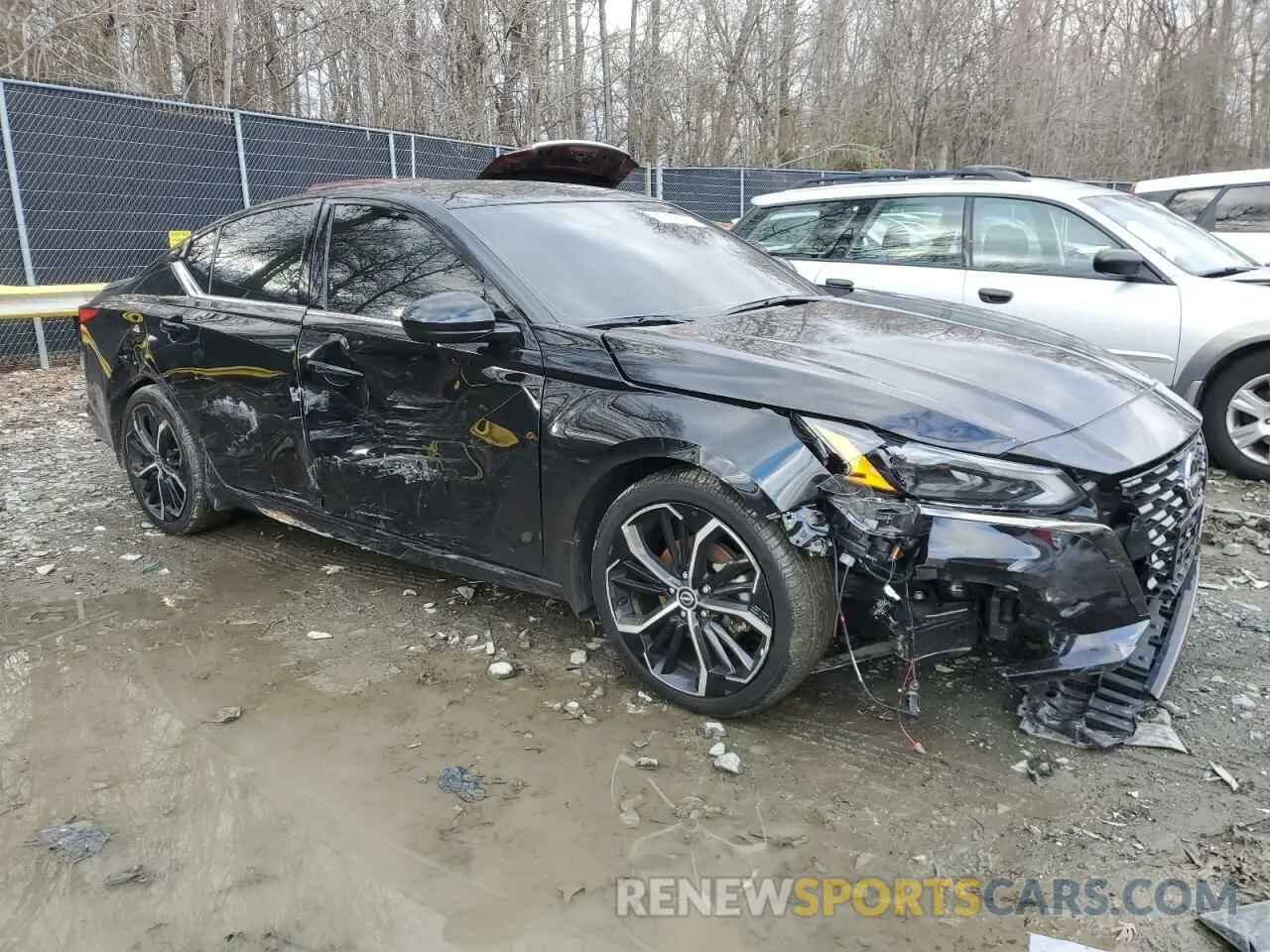 4 fotografías del automóvil dañado 1N4BL4CV7PN346886 NISSAN ALTIMA 2023