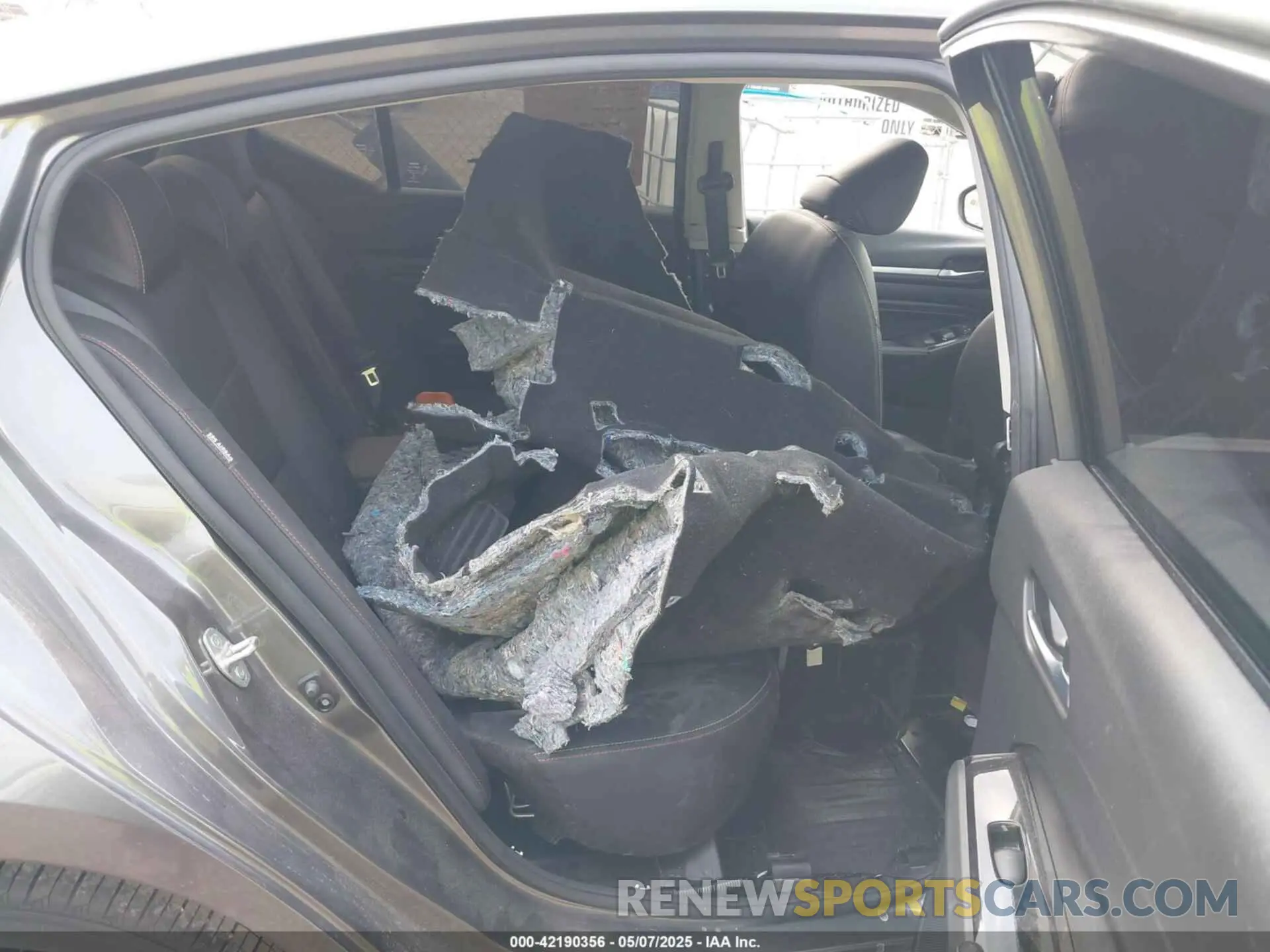 8 fotografías del automóvil dañado 1N4BL4CV7PN383694 NISSAN ALTIMA 2023