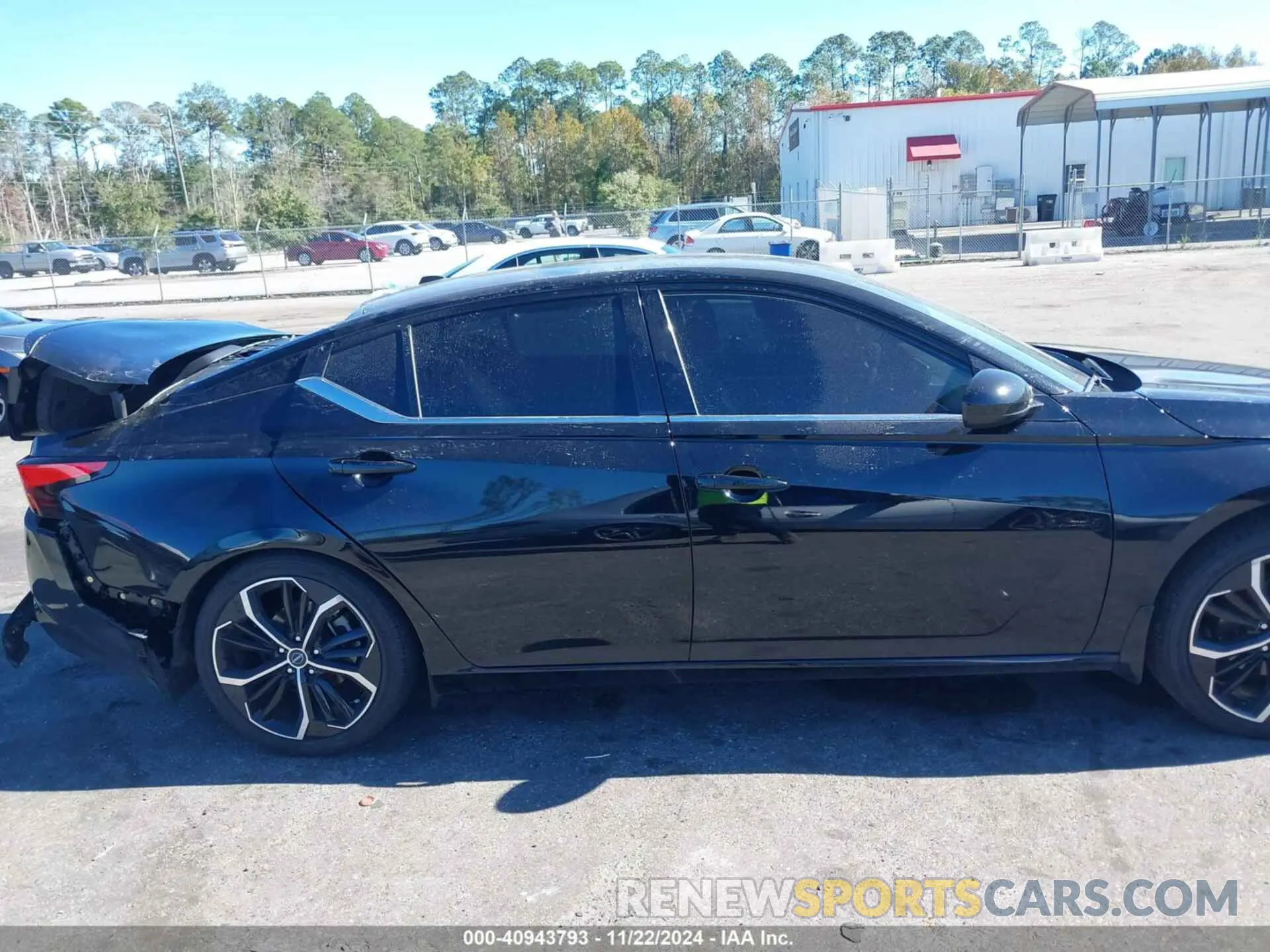 13 fotografías del automóvil dañado 1N4BL4CV8PN380240 NISSAN ALTIMA 2023