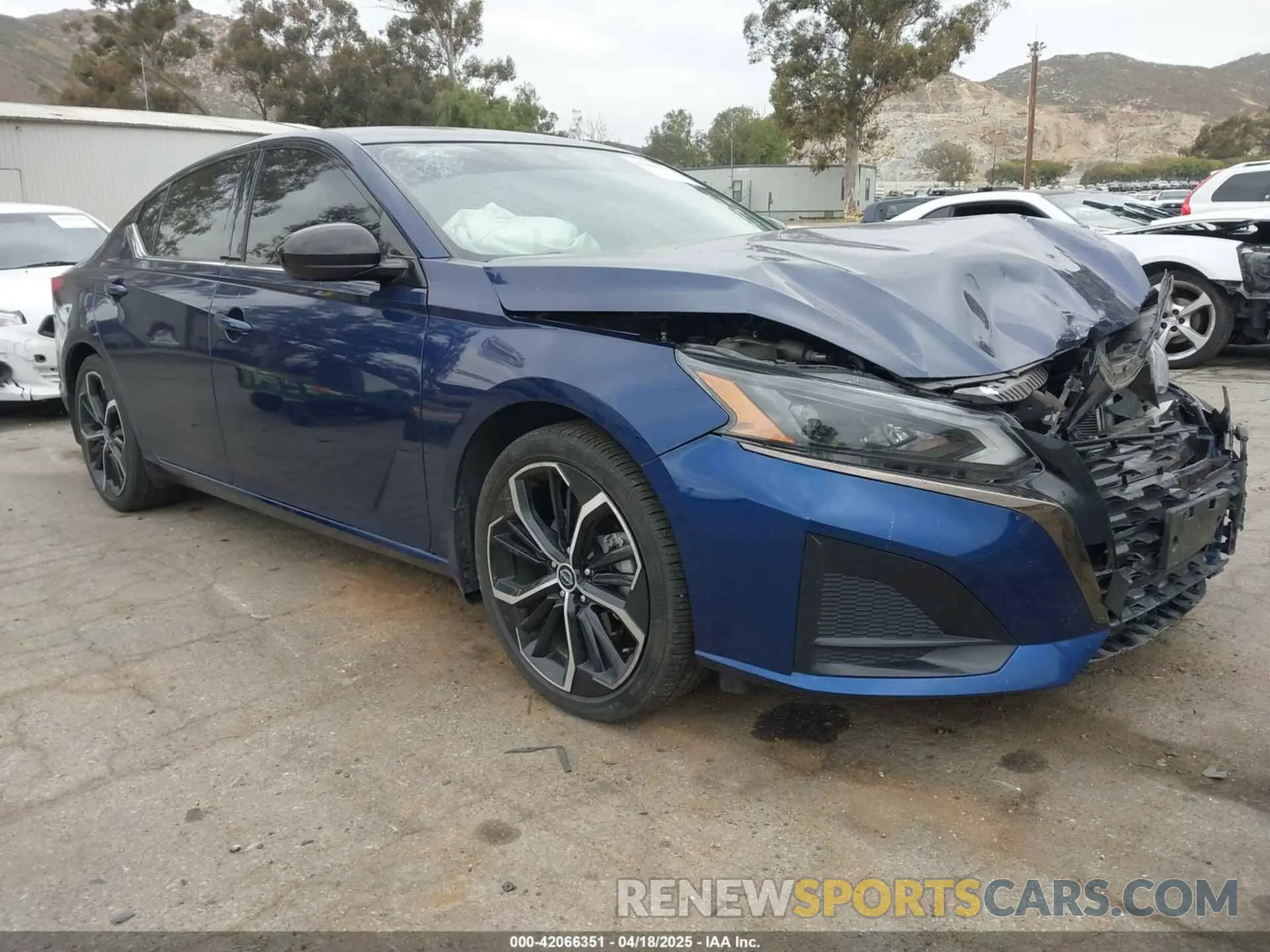 1 fotografías del automóvil dañado 1N4BL4CV8PN381100 NISSAN ALTIMA 2023