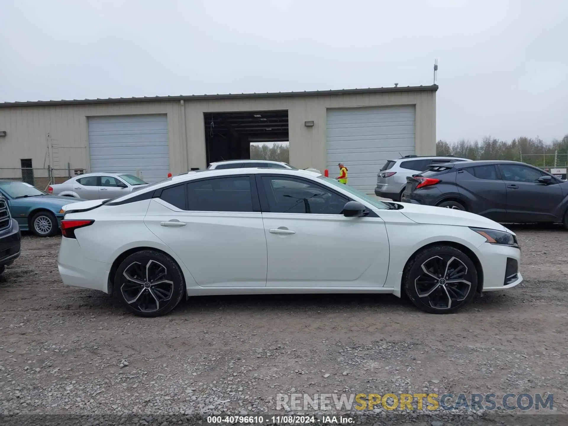 13 fotografías del automóvil dañado 1N4BL4CV9PN315025 NISSAN ALTIMA 2023