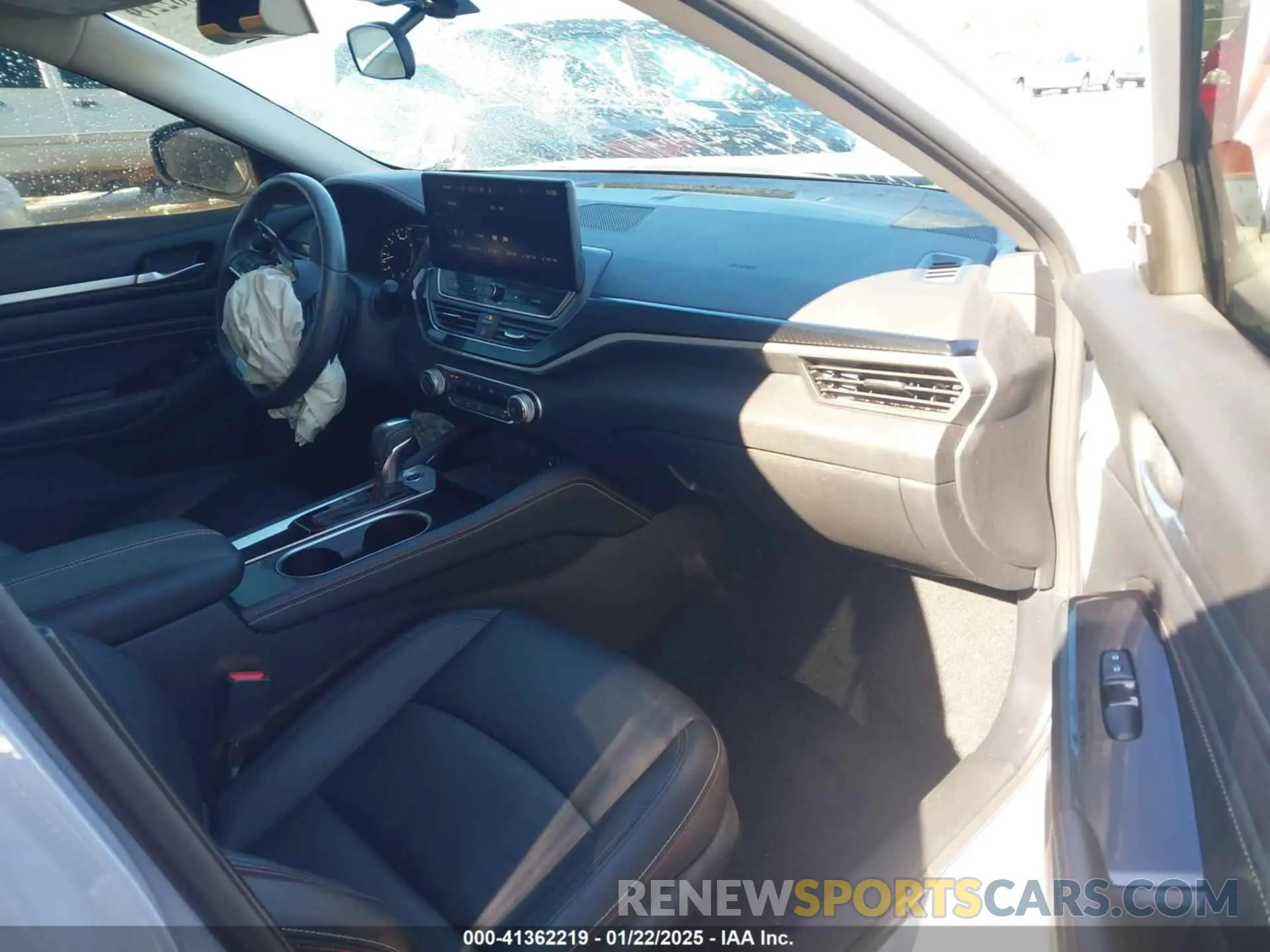 5 fotografías del automóvil dañado 1N4BL4CV9PN413665 NISSAN ALTIMA 2023