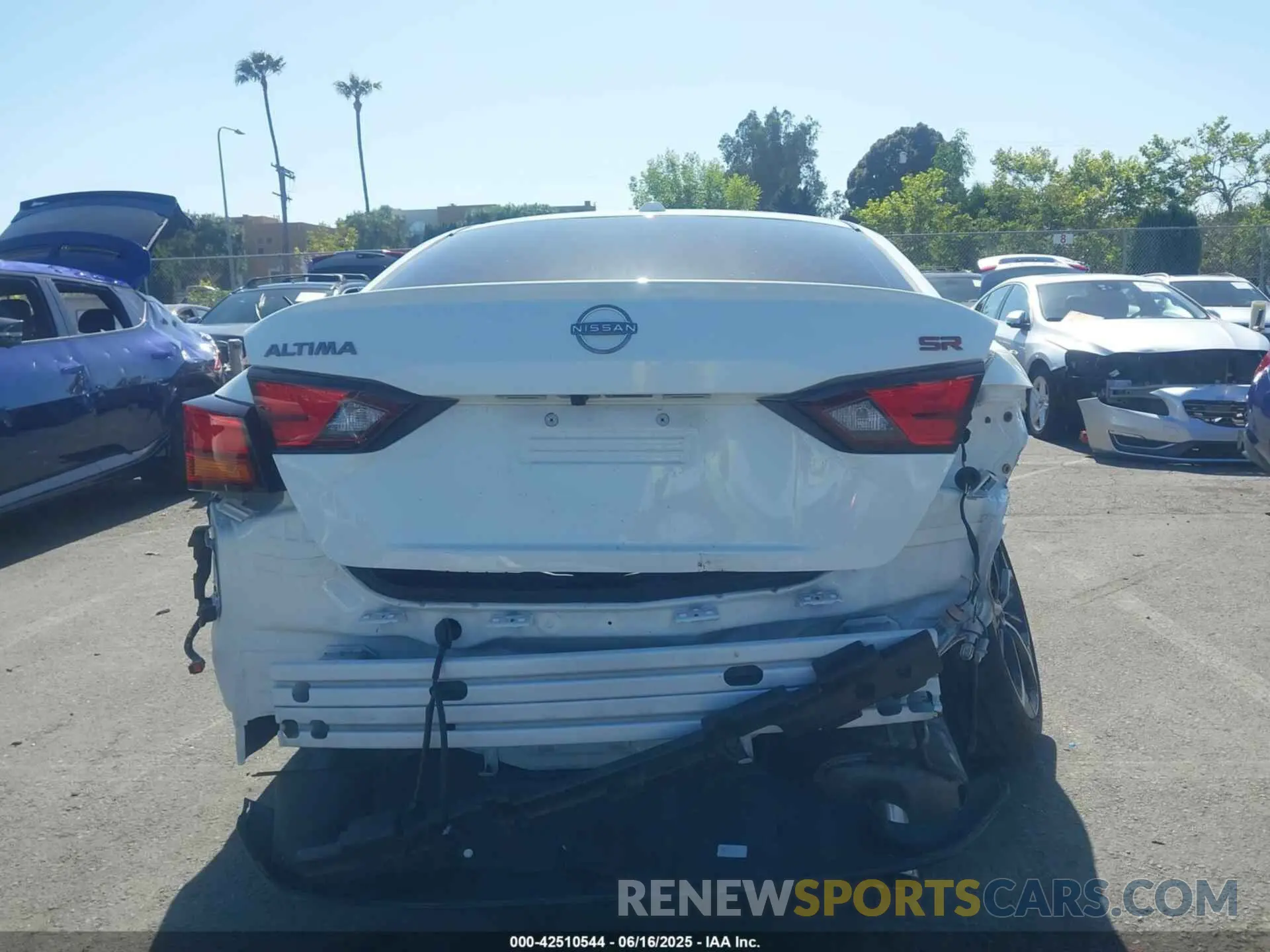 16 fotografías del automóvil dañado 1N4BL4CVXPN404649 NISSAN ALTIMA 2023
