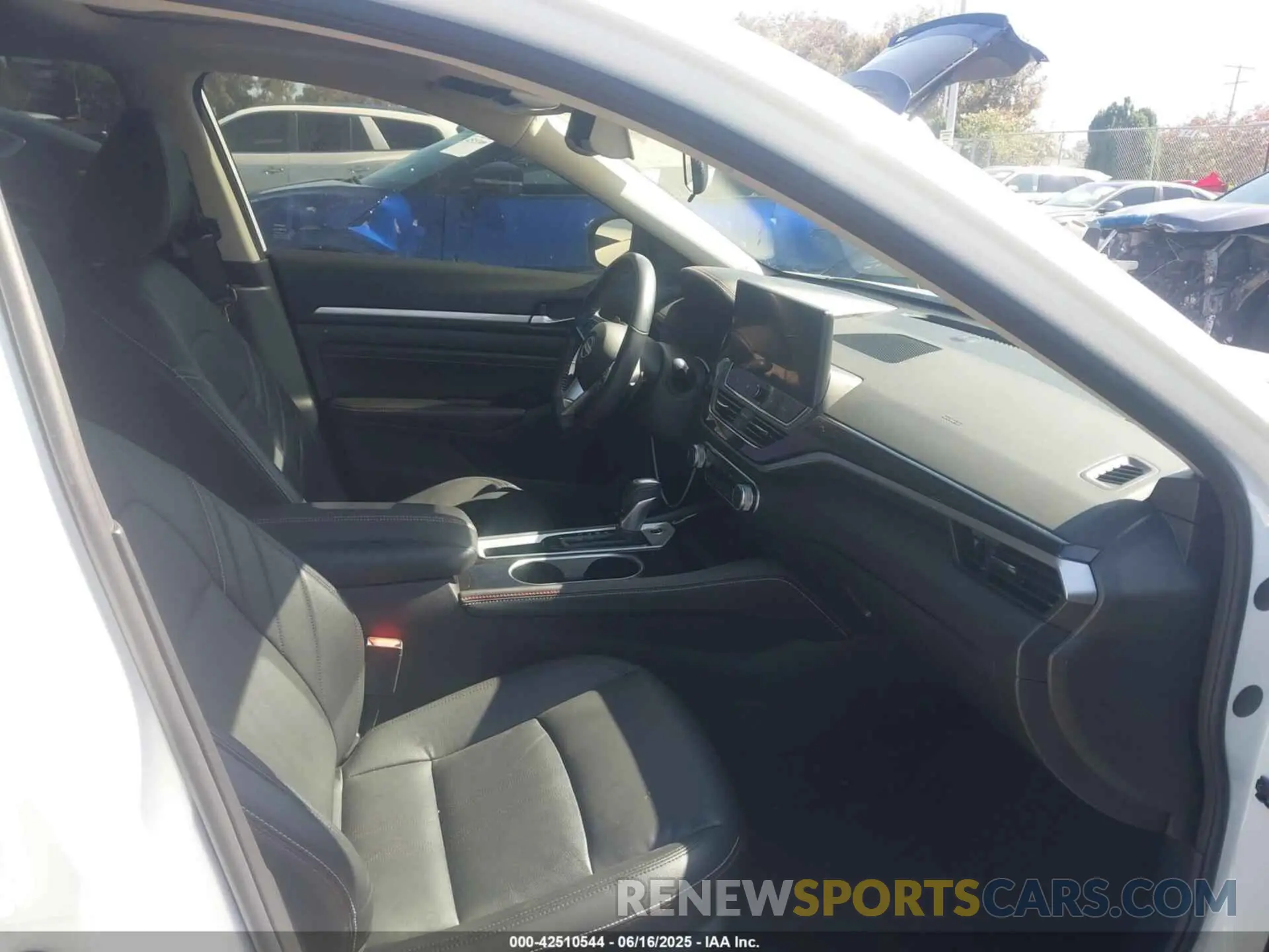 5 fotografías del automóvil dañado 1N4BL4CVXPN404649 NISSAN ALTIMA 2023