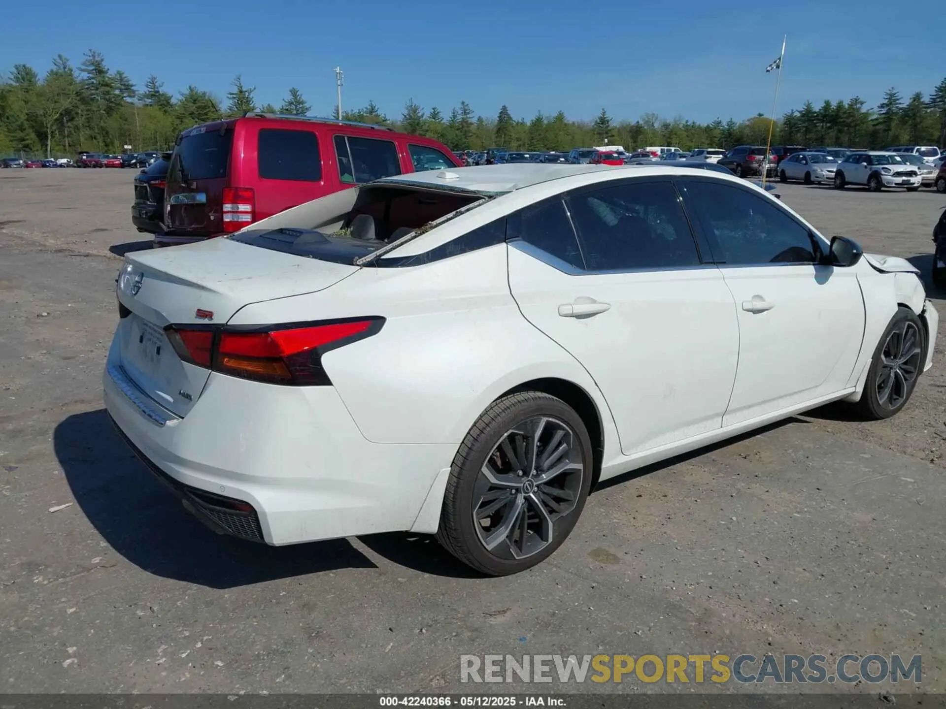 4 fotografías del automóvil dañado 1N4BL4CW1PN359254 NISSAN ALTIMA 2023