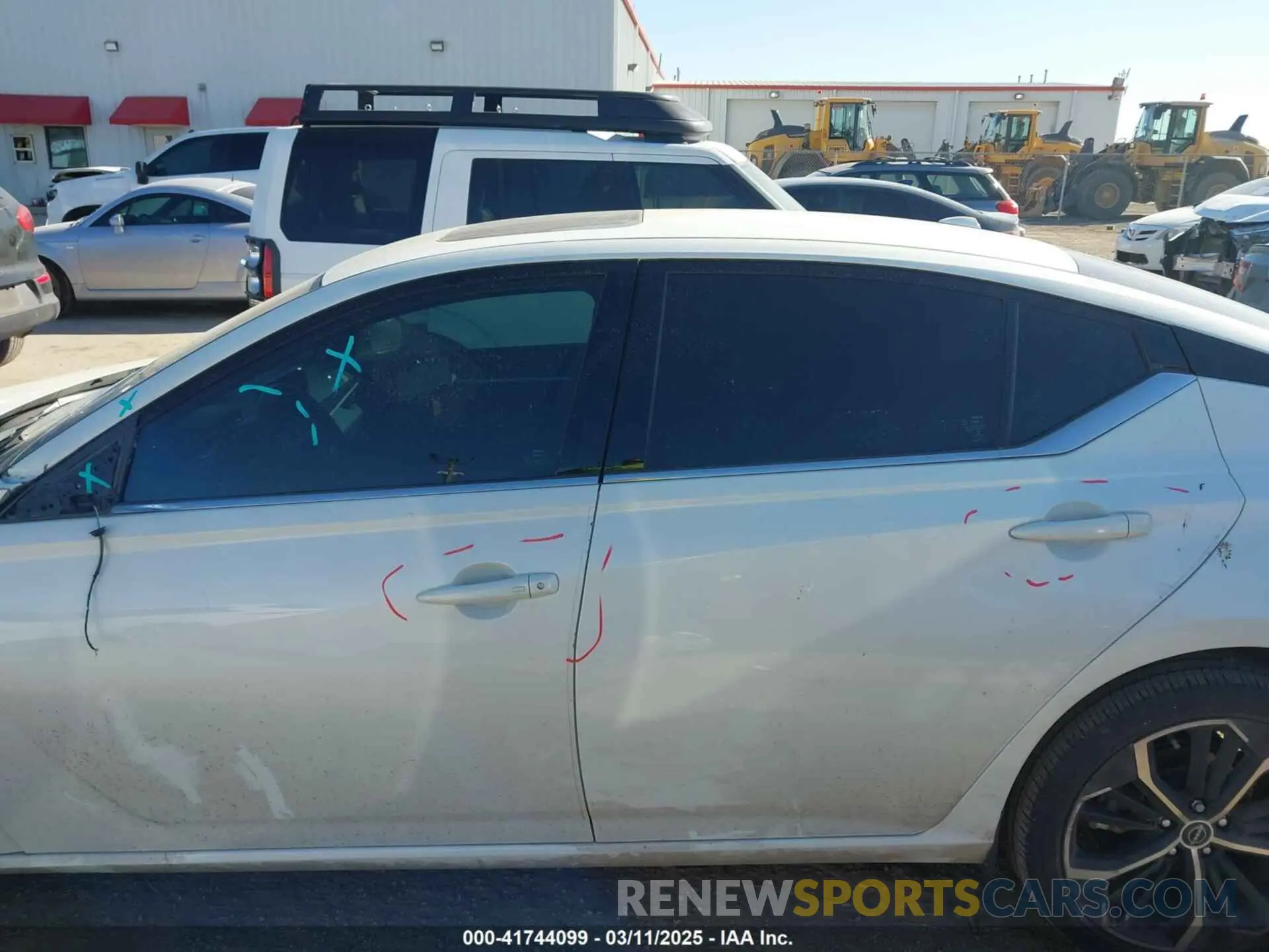 14 fotografías del automóvil dañado 1N4BL4CW3PN303896 NISSAN ALTIMA 2023