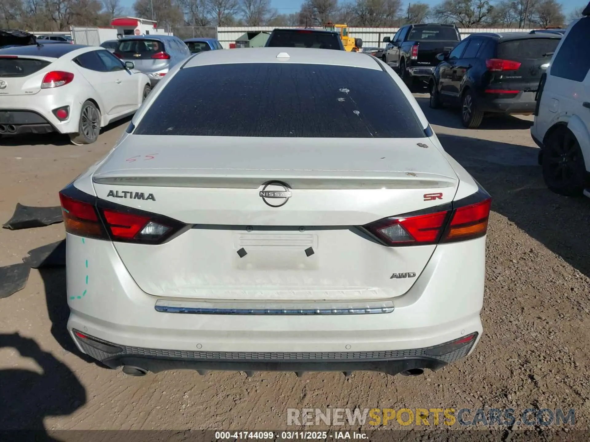 16 fotografías del automóvil dañado 1N4BL4CW3PN303896 NISSAN ALTIMA 2023