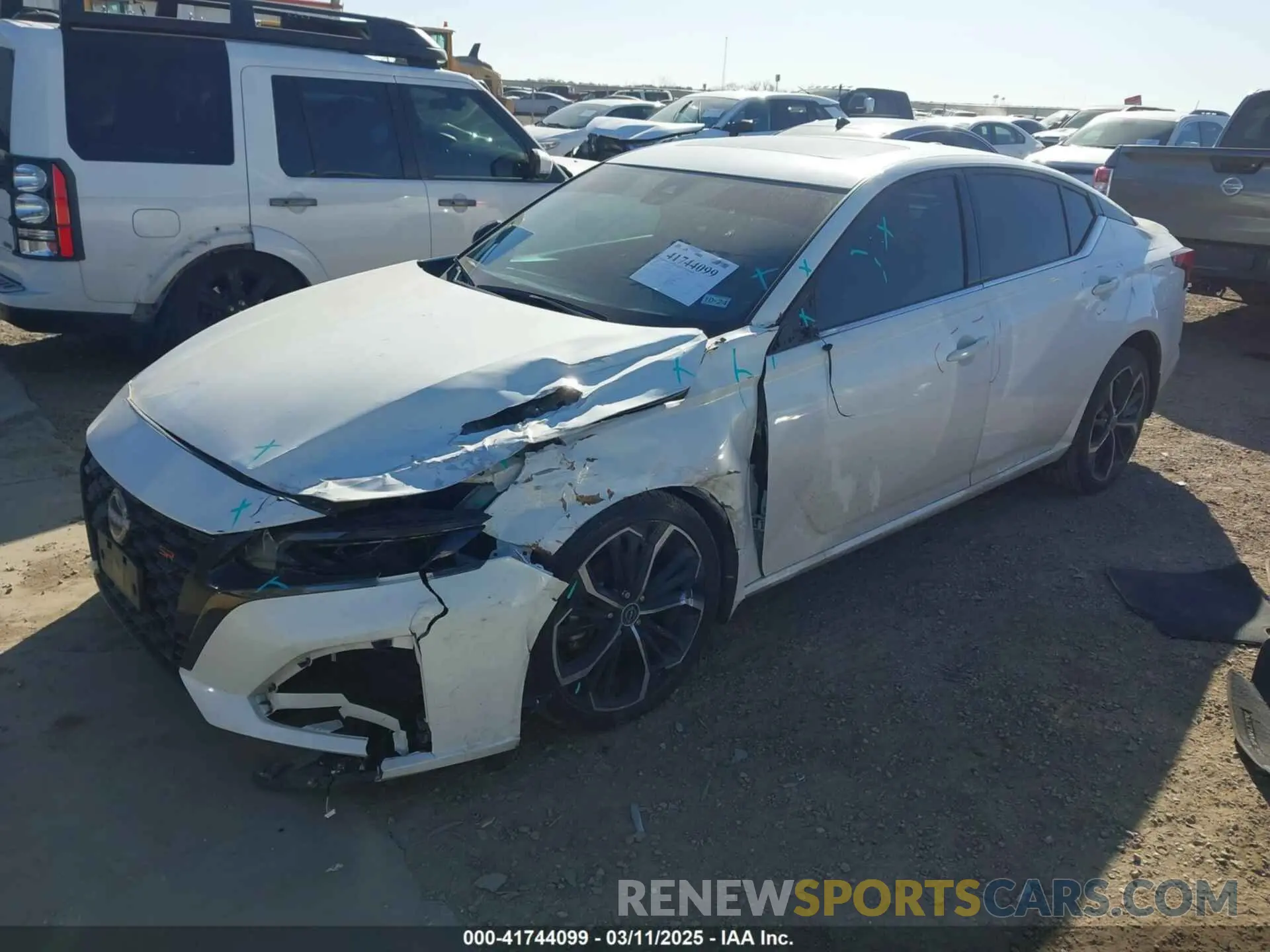 2 fotografías del automóvil dañado 1N4BL4CW3PN303896 NISSAN ALTIMA 2023