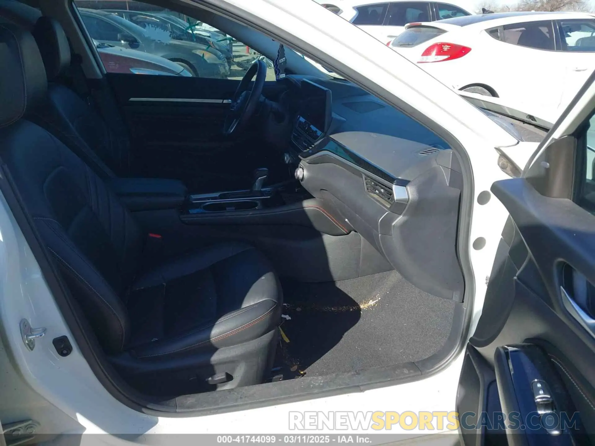 5 fotografías del automóvil dañado 1N4BL4CW3PN303896 NISSAN ALTIMA 2023