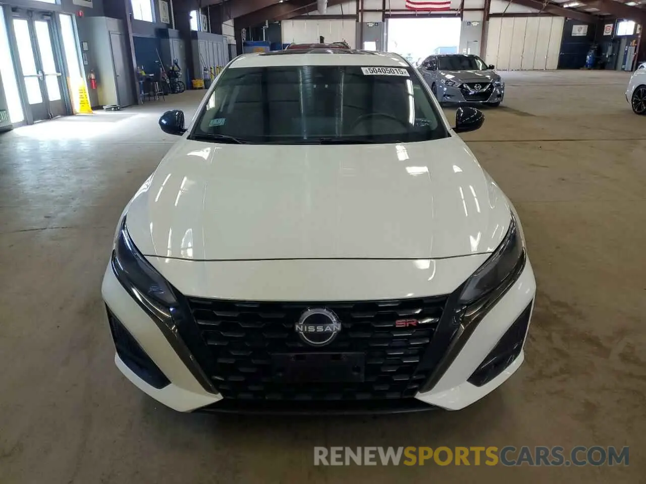 5 fotografías del automóvil dañado 1N4BL4CW5PN327259 NISSAN ALTIMA 2023