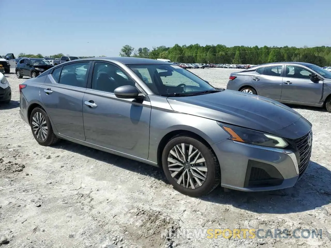 4 fotografías del automóvil dañado 1N4BL4DV0PN343827 NISSAN ALTIMA 2023