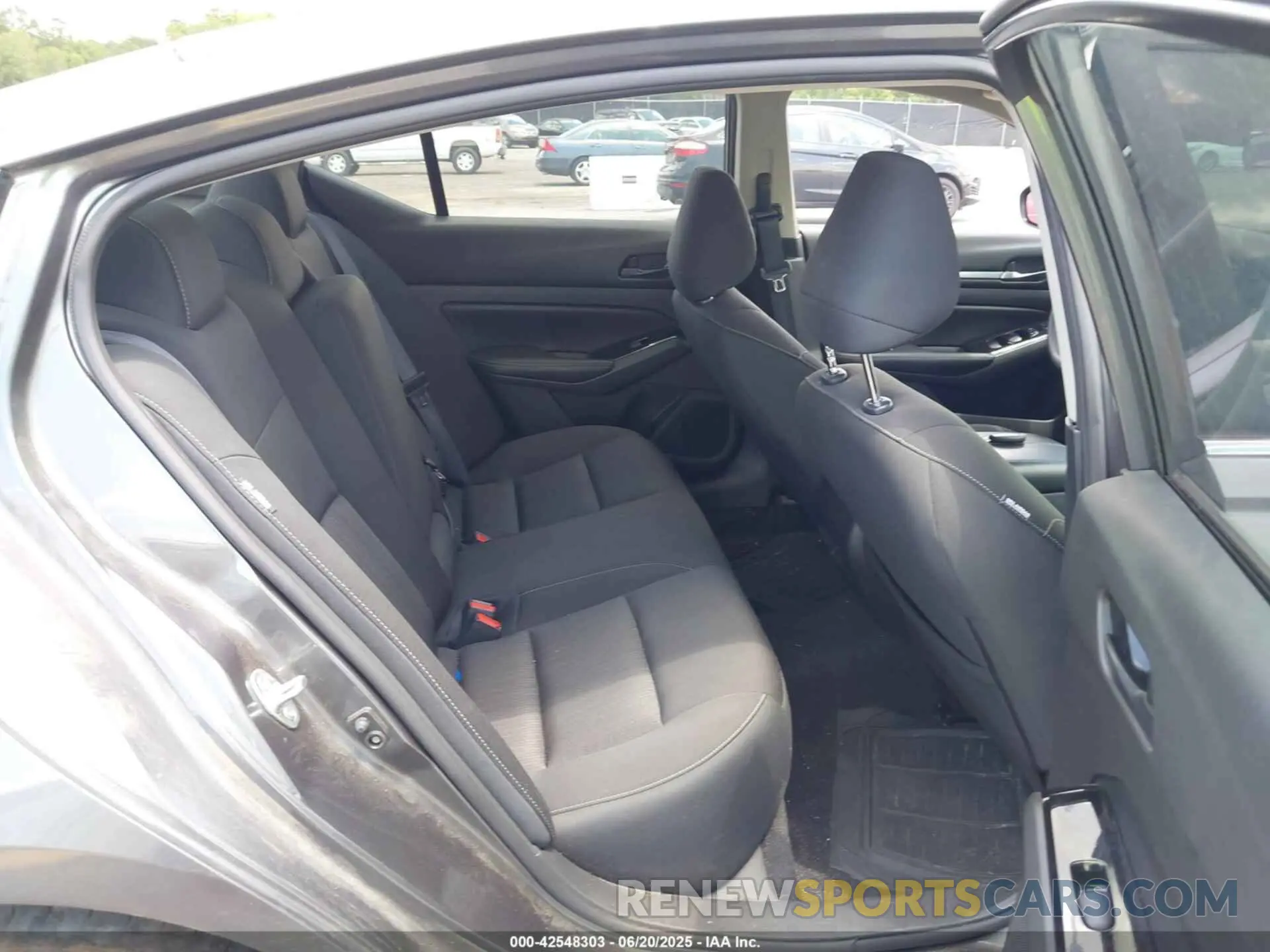 8 fotografías del automóvil dañado 1N4BL4DV1PN397380 NISSAN ALTIMA 2023