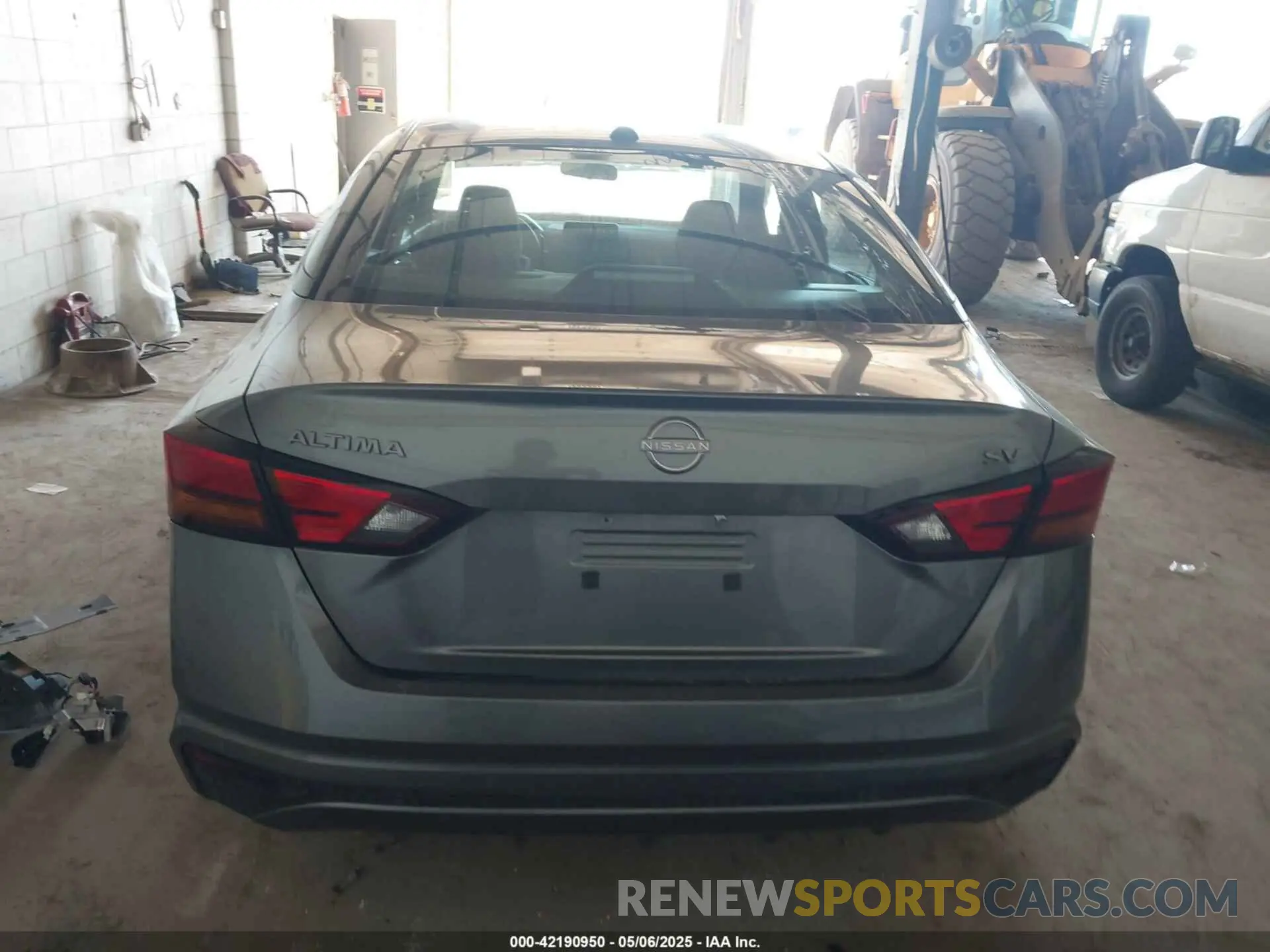 16 fotografías del automóvil dañado 1N4BL4DV2PN329105 NISSAN ALTIMA 2023