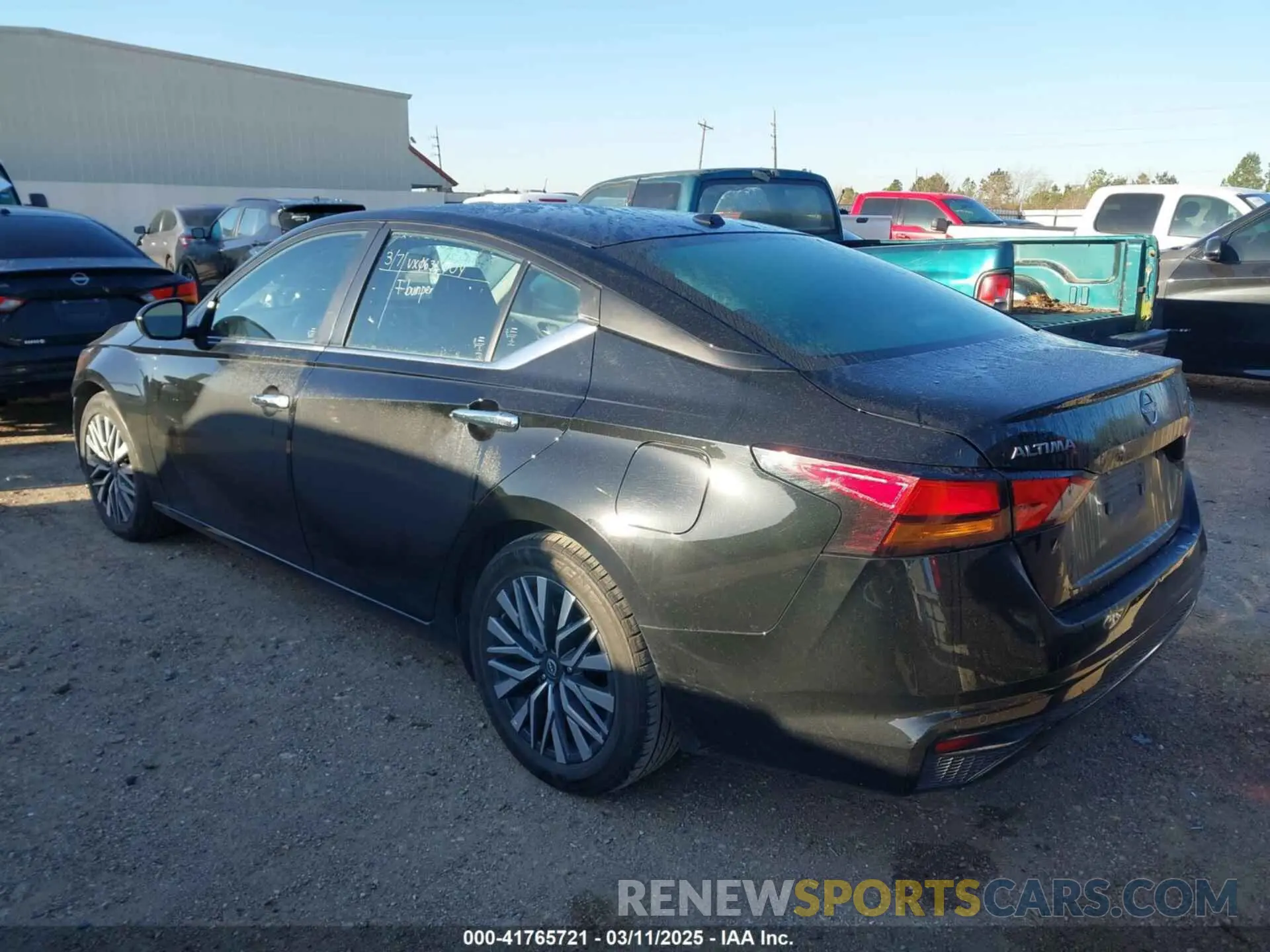 3 fotografías del automóvil dañado 1N4BL4DV2PN389028 NISSAN ALTIMA 2023