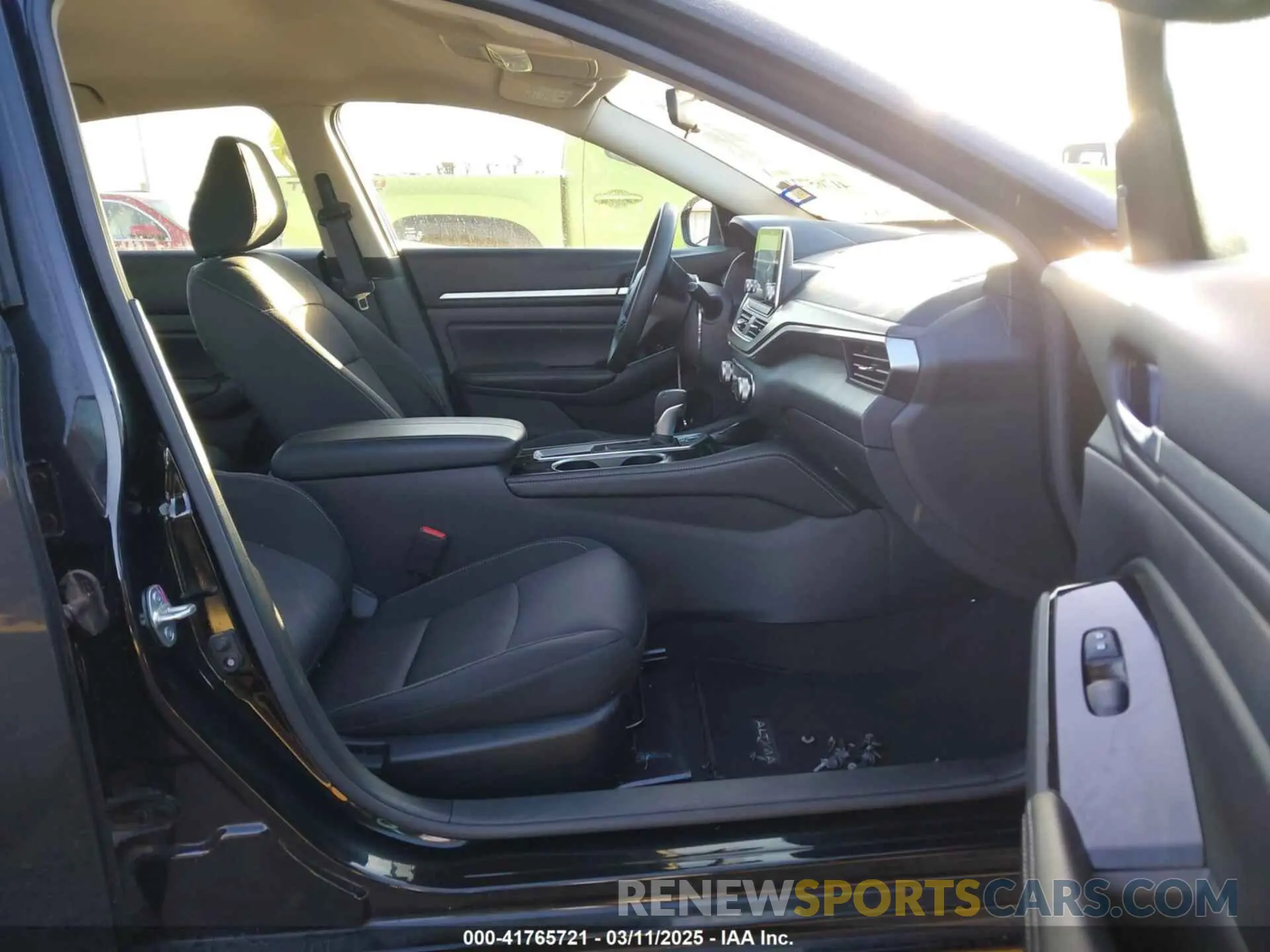 5 fotografías del automóvil dañado 1N4BL4DV2PN389028 NISSAN ALTIMA 2023