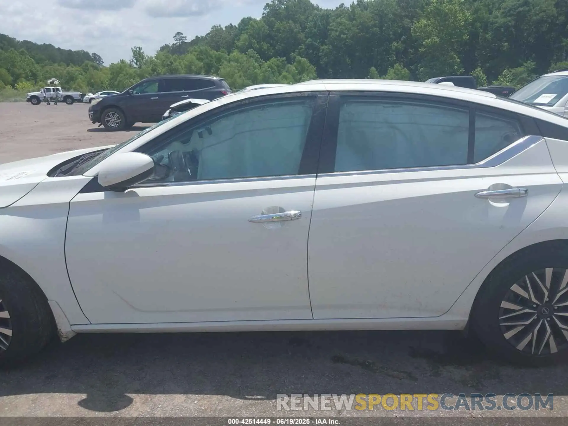 15 fotografías del automóvil dañado 1N4BL4DV2PN400609 NISSAN ALTIMA 2023