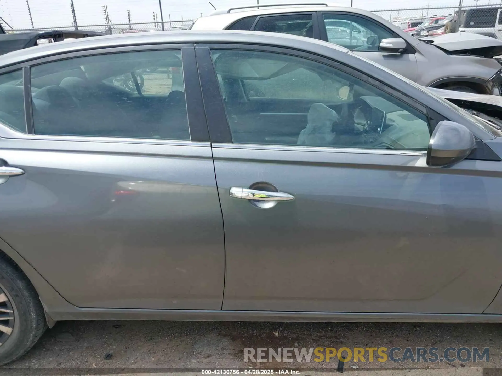 13 fotografías del automóvil dañado 1N4BL4DV3PN317528 NISSAN ALTIMA 2023