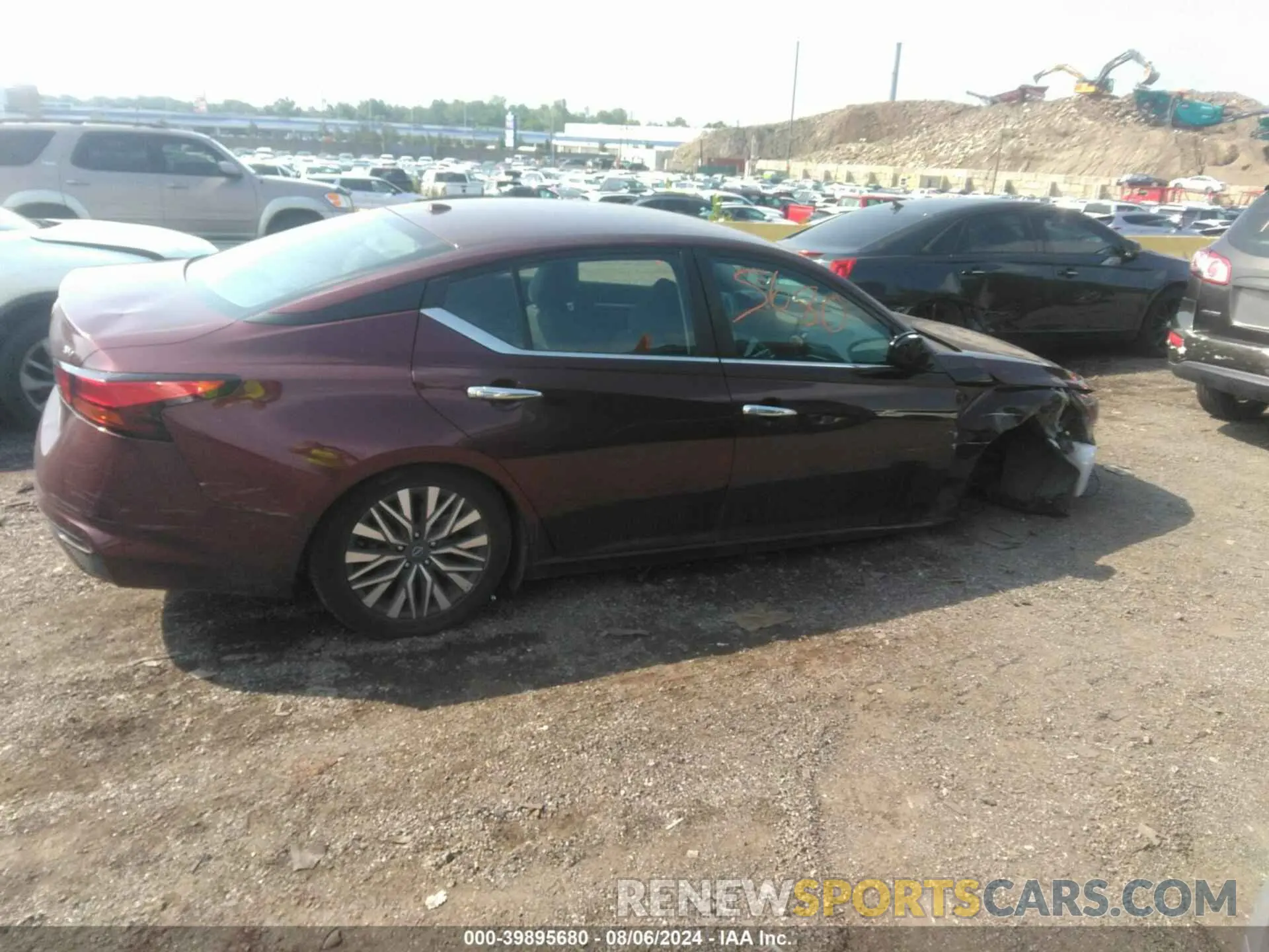 12 fotografías del automóvil dañado 1N4BL4DV3PN345149 NISSAN ALTIMA 2023