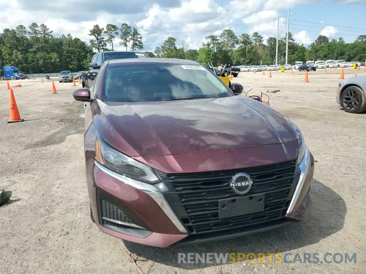 5 fotografías del automóvil dañado 1N4BL4DV3PN350982 NISSAN ALTIMA 2023