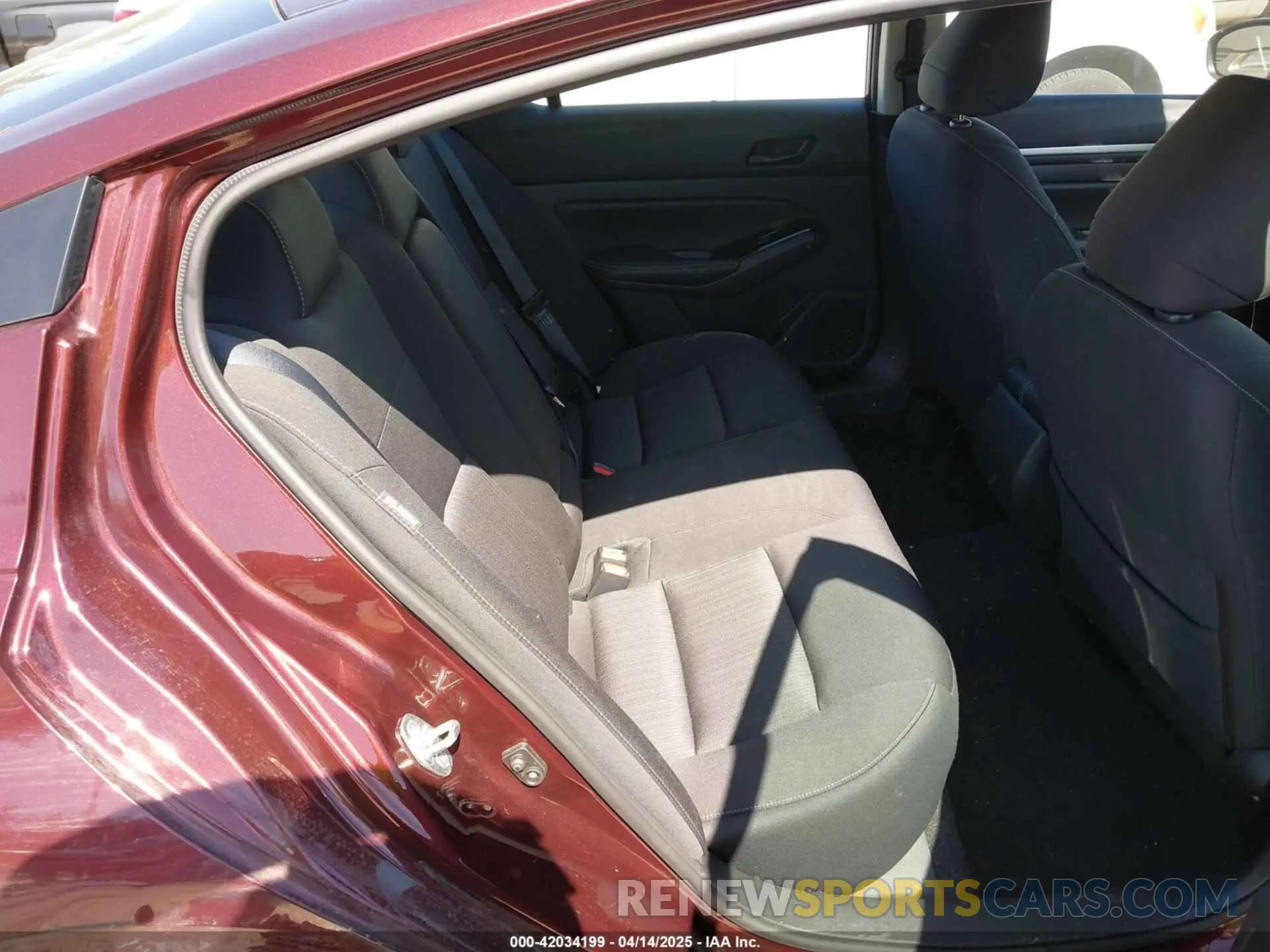 8 fotografías del automóvil dañado 1N4BL4DV3PN361075 NISSAN ALTIMA 2023