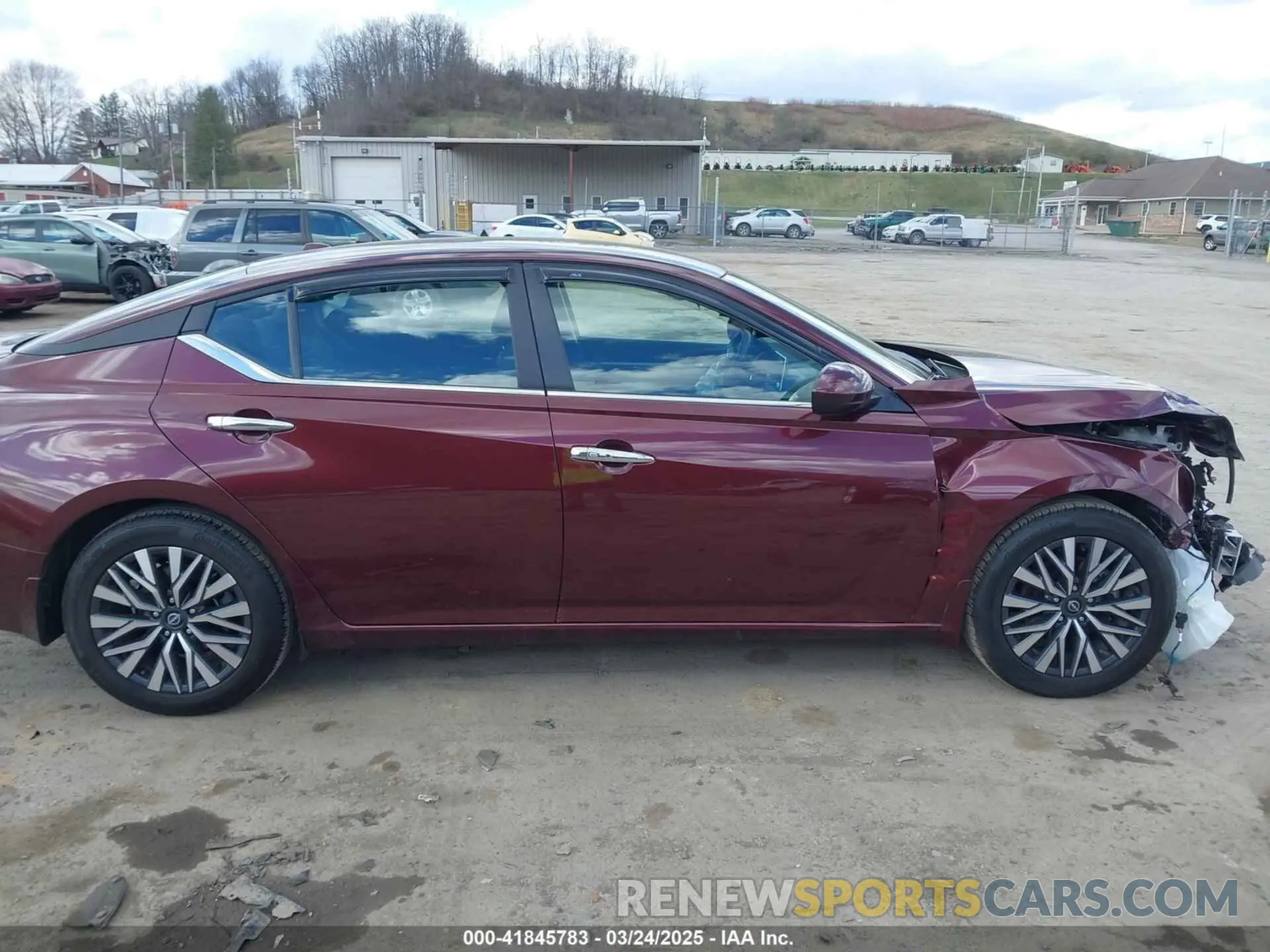 14 fotografías del automóvil dañado 1N4BL4DV3PN379317 NISSAN ALTIMA 2023