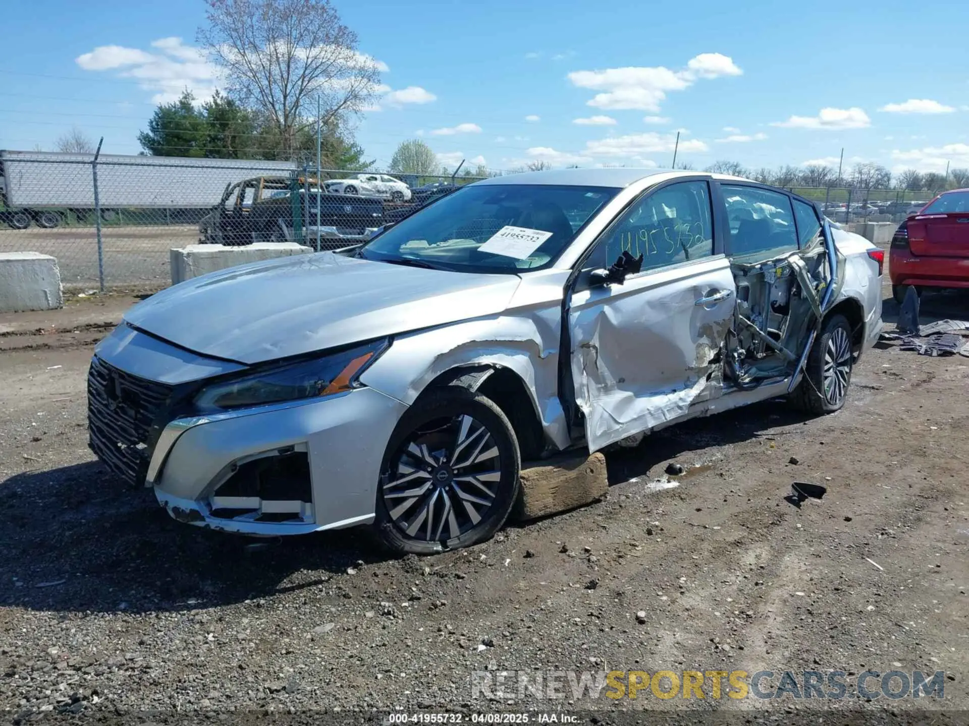2 fotografías del automóvil dañado 1N4BL4DV4PN305288 NISSAN ALTIMA 2023