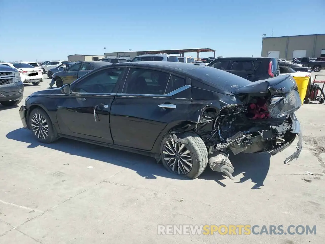 2 fotografías del automóvil dañado 1N4BL4DV4PN379973 NISSAN ALTIMA 2023