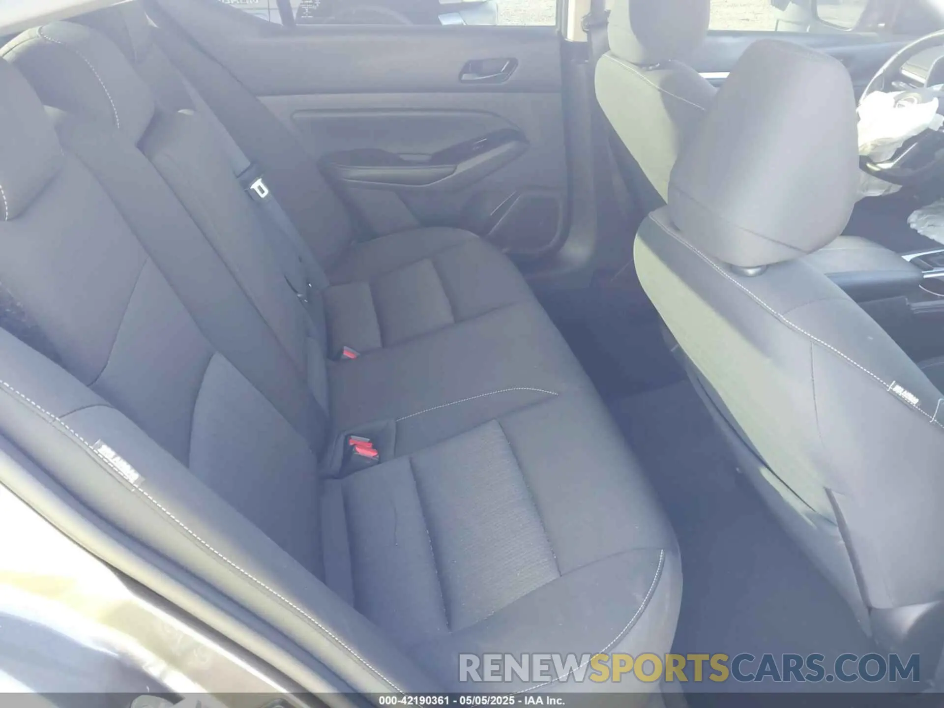 8 fotografías del automóvil dañado 1N4BL4DV5PN310998 NISSAN ALTIMA 2023