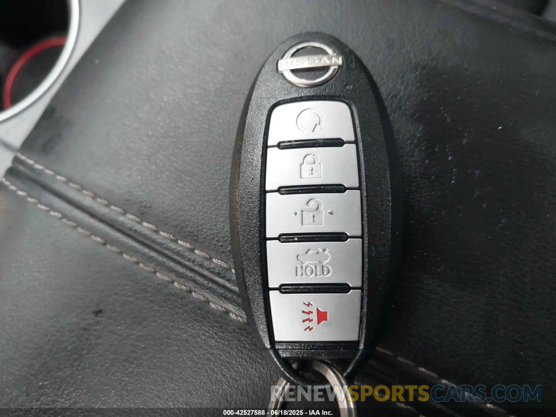 11 fotografías del automóvil dañado 1N4BL4DV5PN370800 NISSAN ALTIMA 2023