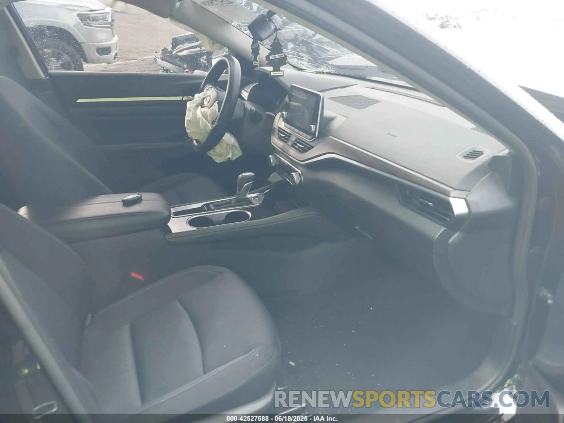 5 fotografías del automóvil dañado 1N4BL4DV5PN370800 NISSAN ALTIMA 2023