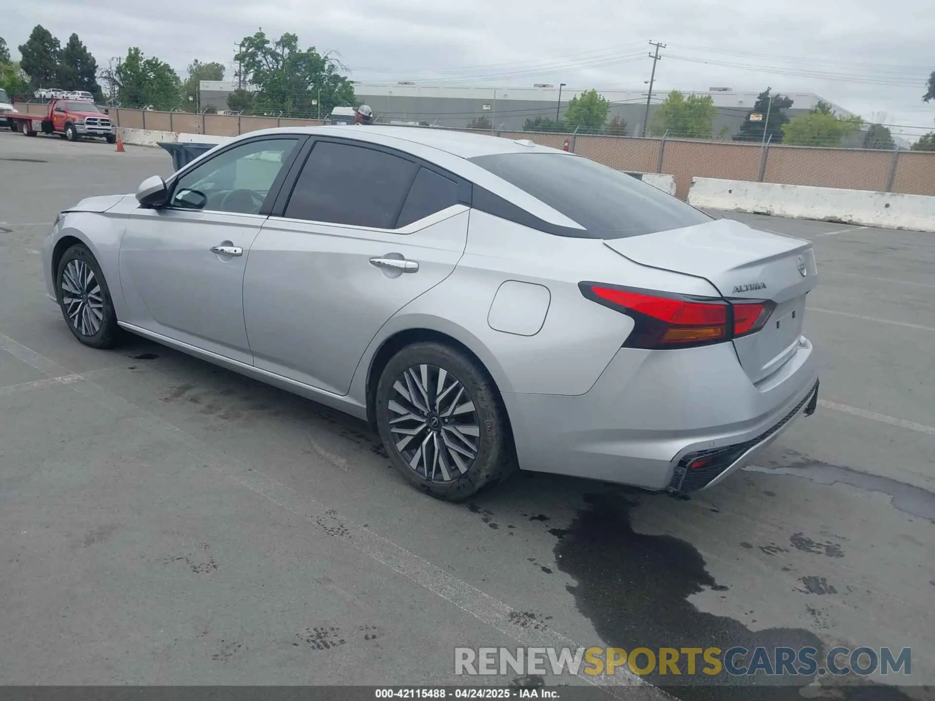 3 fotografías del automóvil dañado 1N4BL4DV5PN372417 NISSAN ALTIMA 2023