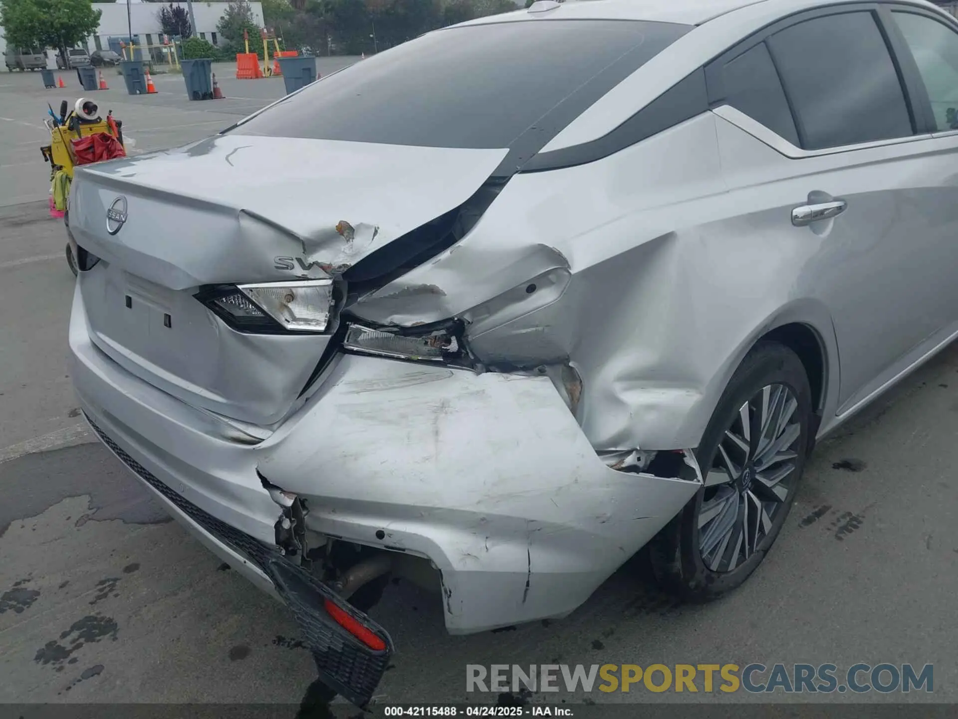 6 fotografías del automóvil dañado 1N4BL4DV5PN372417 NISSAN ALTIMA 2023