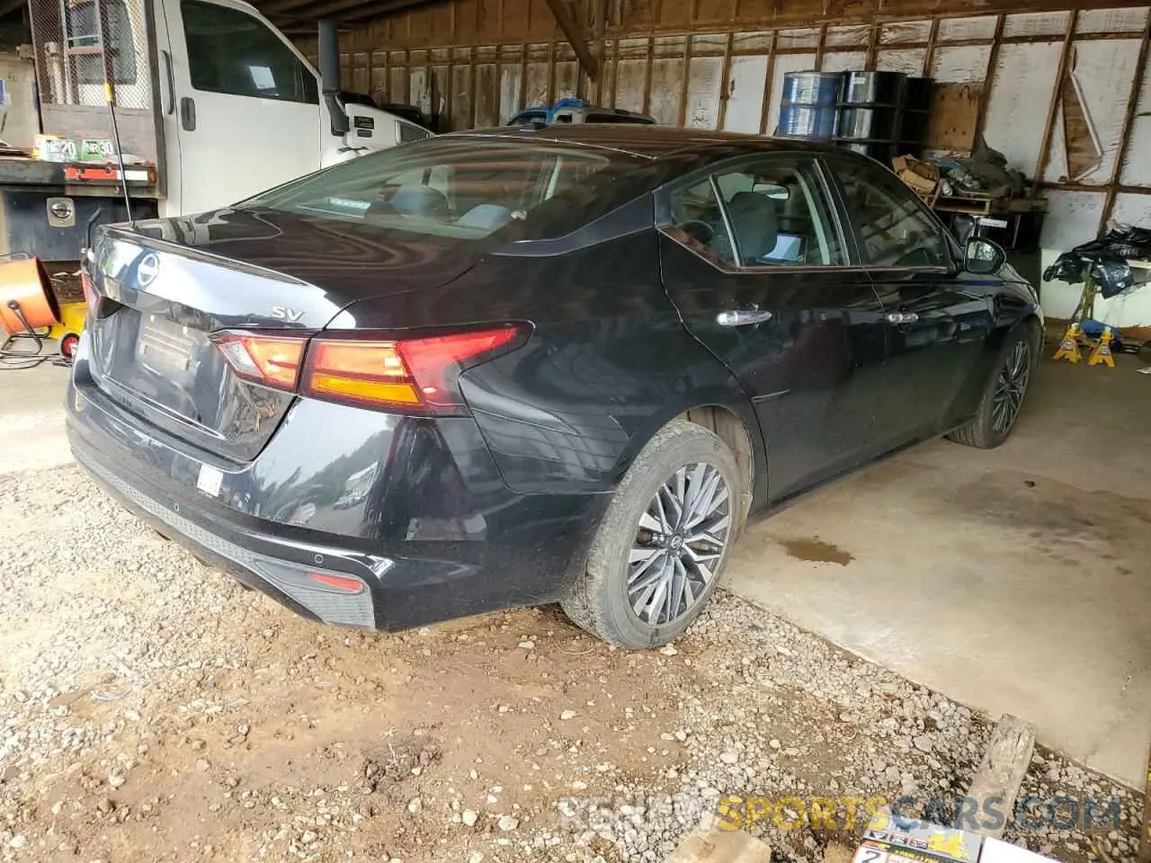 3 fotografías del automóvil dañado 1N4BL4DV6PN337269 NISSAN ALTIMA 2023