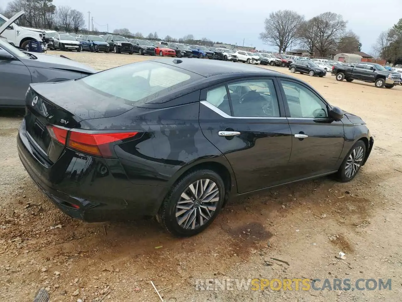 3 fotografías del automóvil dañado 1N4BL4DV6PN358459 NISSAN ALTIMA 2023