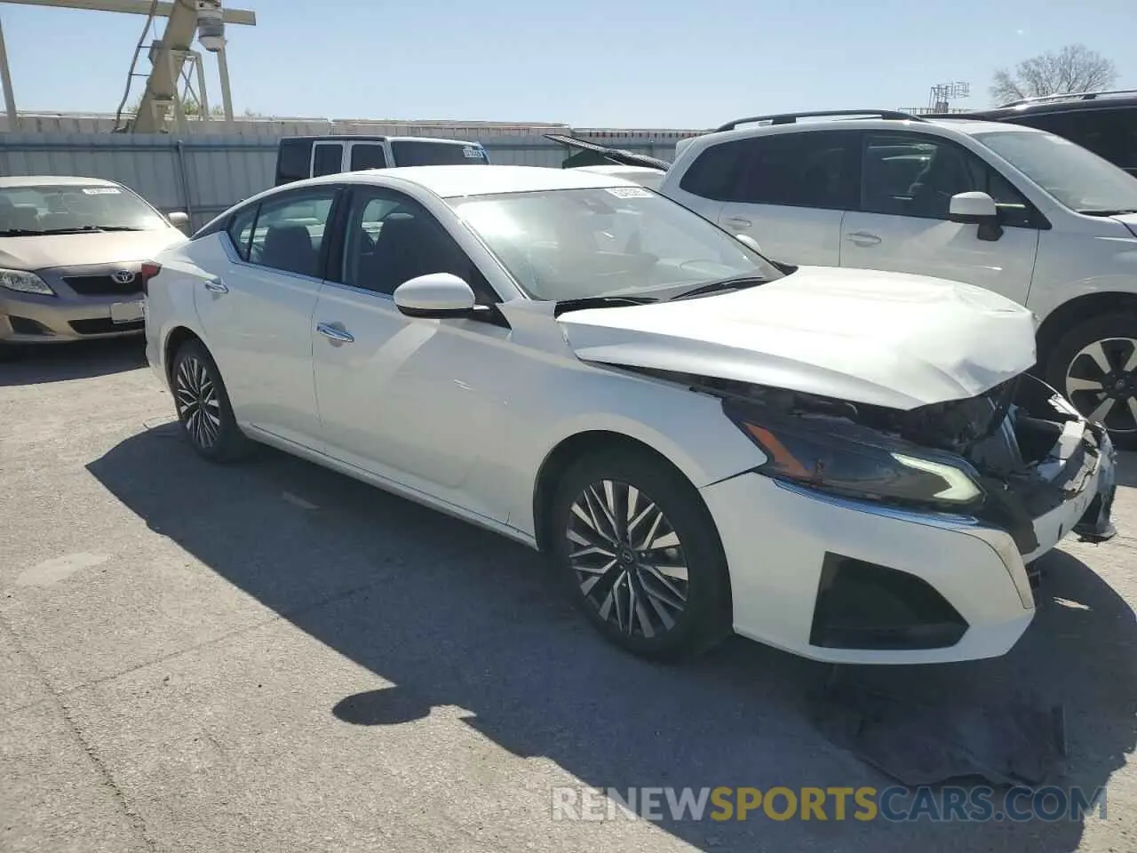 4 fotografías del automóvil dañado 1N4BL4DV6PN358560 NISSAN ALTIMA 2023