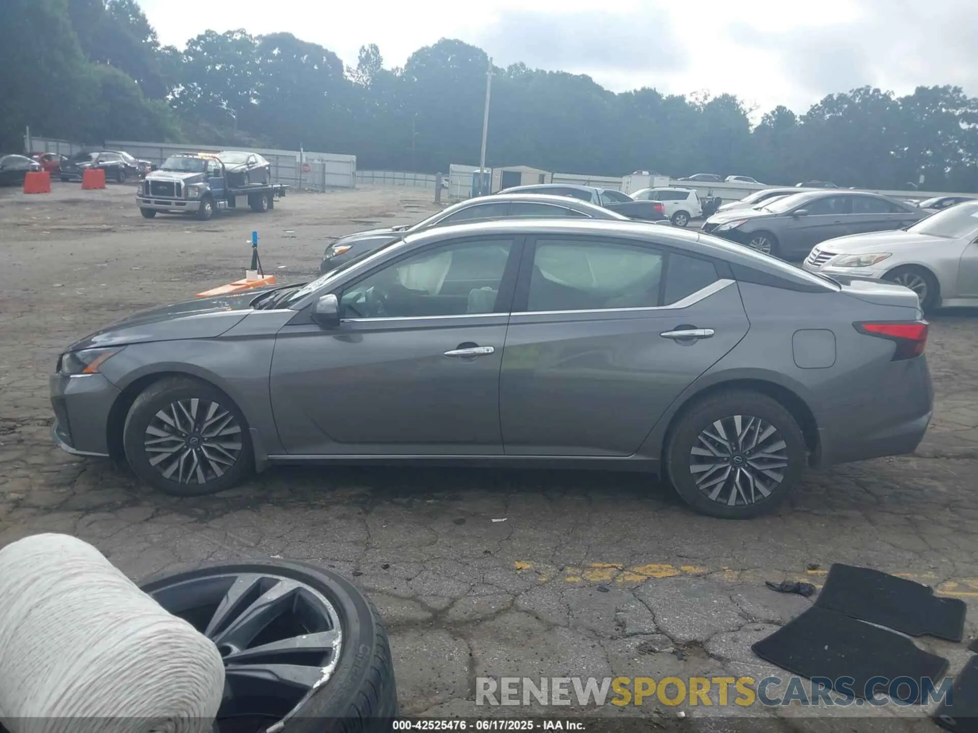 14 fotografías del automóvil dañado 1N4BL4DV7PN344408 NISSAN ALTIMA 2023