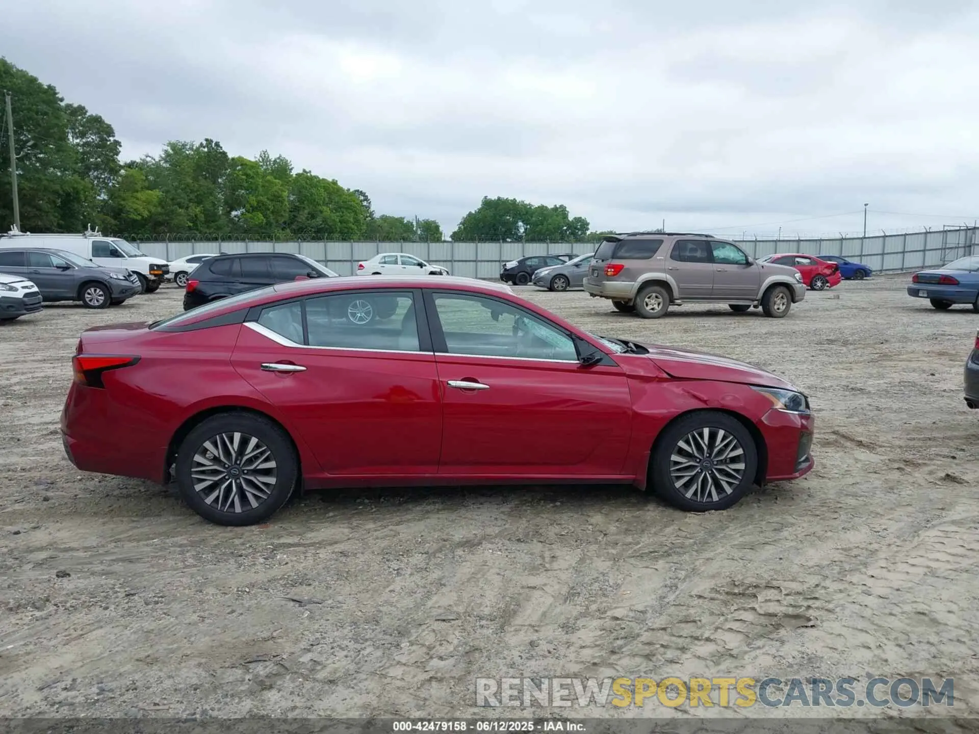 14 fotografías del automóvil dañado 1N4BL4DV7PN411072 NISSAN ALTIMA 2023