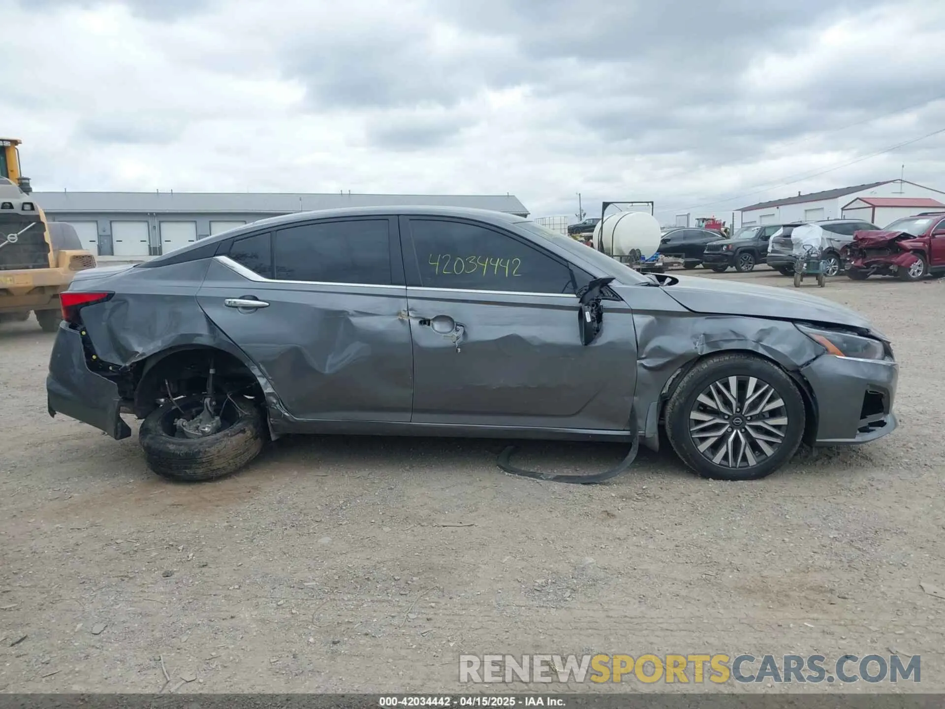14 fotografías del automóvil dañado 1N4BL4DV7PN413629 NISSAN ALTIMA 2023